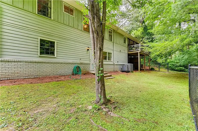 Call to replace hose spigot.

Met with Thomas and he would like a dripping hose spigot replaced. 

I removed failed spigot and installed new hose Bibb and added a shut off valve. Also added shut off valve to exposed copper pipe for side spigot.

