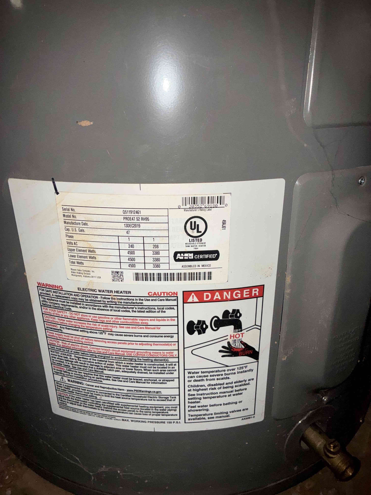 Customer had toilet stoppage only affecting toilet ran water throughout the house no affect to stoppage. Cleared stoppage with auger, then flush toilet several times to ensure proper drainage function. Also replaced fill valve flapper in back toilet ran water and flush toilet to check for leaks. 
