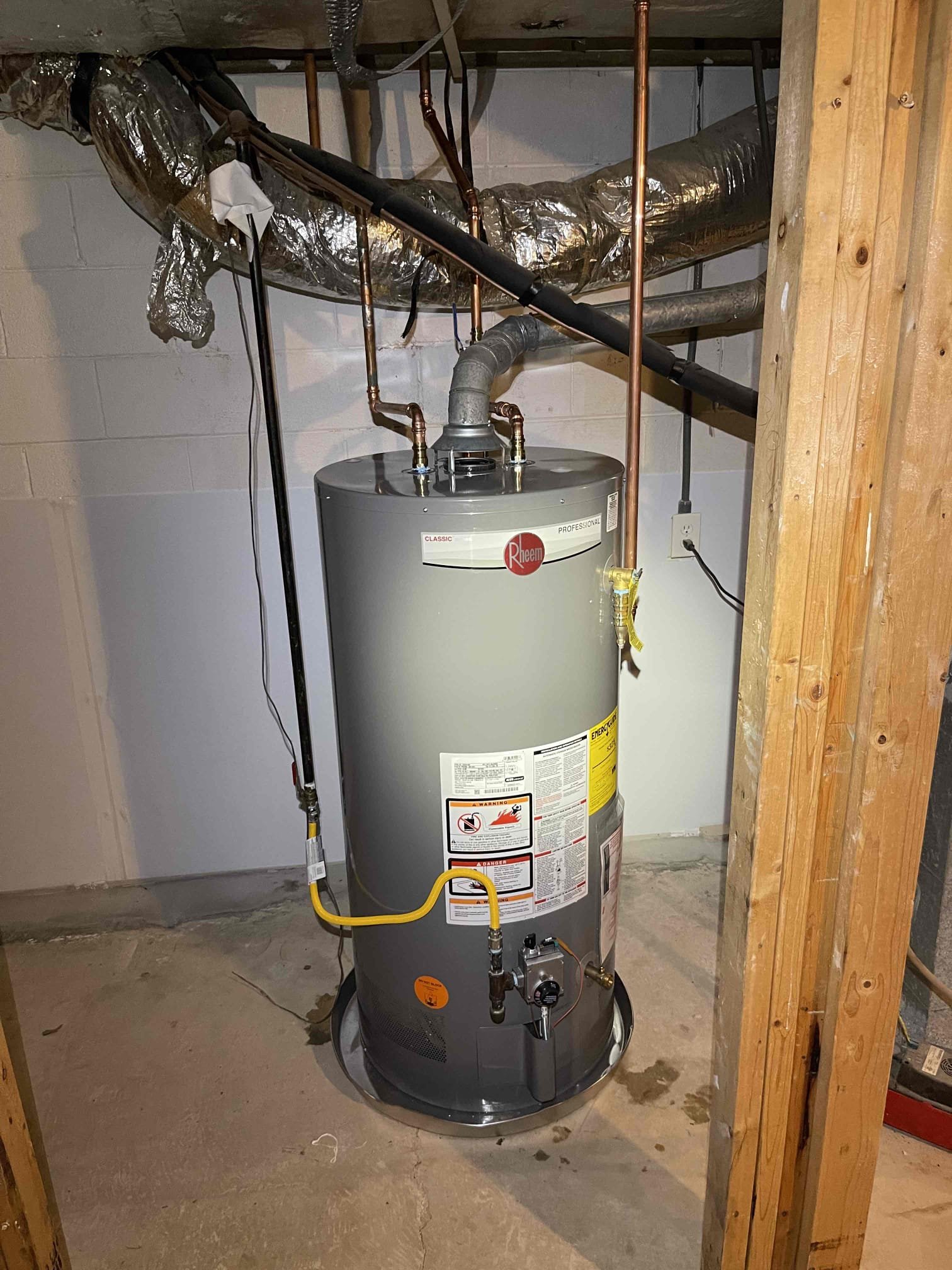 Came out for issue with the water heater and for a valve. Homeowner wanted to replace the gate valve to his hose bib as it was not cutting off all the way. Water heater had an undersized gas line, a leaking t&p, and the pilot light was randomly going out. We found the gas flex line was undersized, t&p needed to be replaced, and the vent hood on the water heater was the incorrect one, cause improper combustion in the burner assembly, and choking out the pilot light due to lack of oxygen. Customer elected to just replace the water heater since there were so many problems with it, and we threw the valve replacement for the hose bib in at no cost. Installed new tank and tested to ensure proper function and a leak free install. 