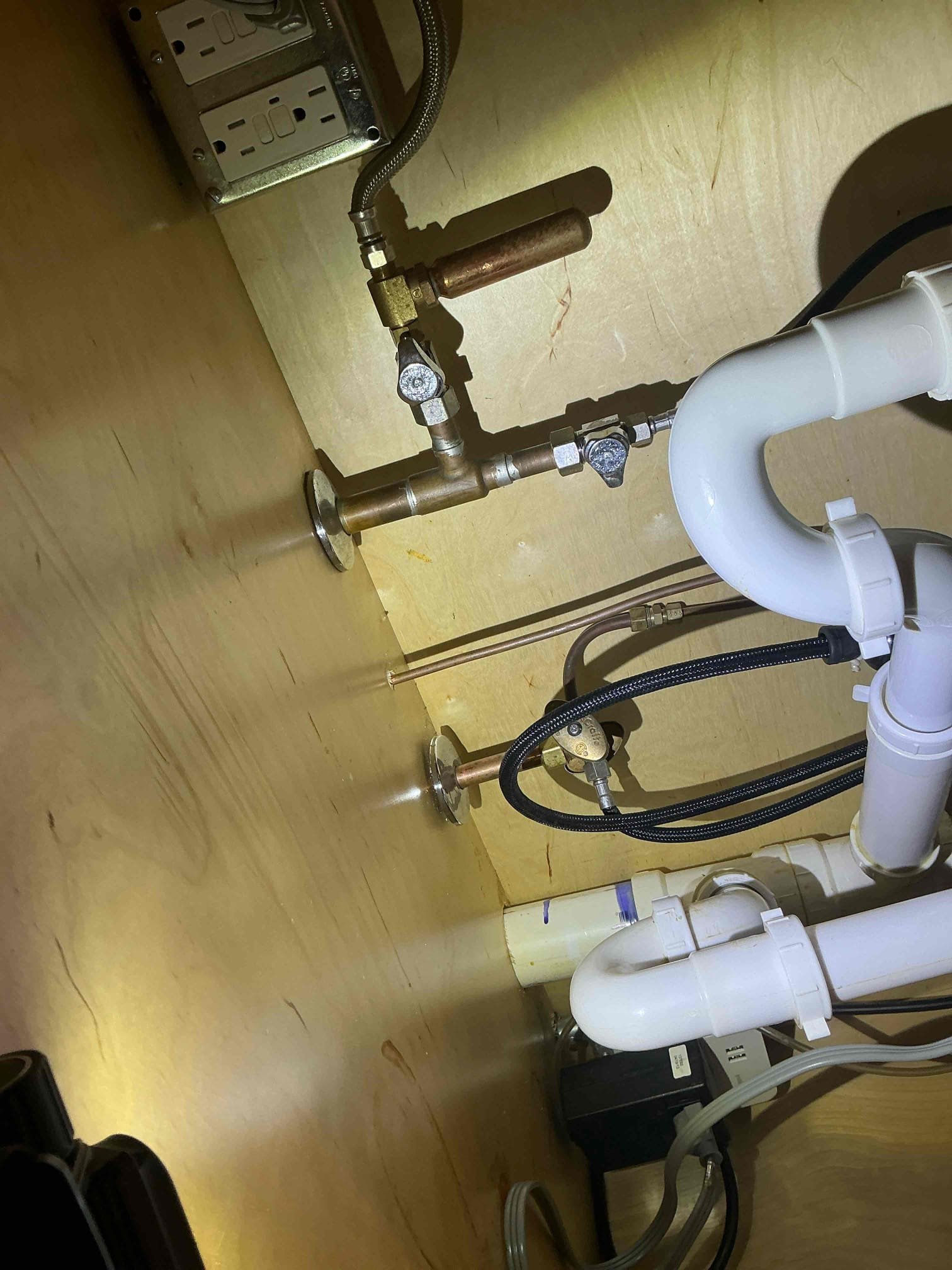 Client called us out today due to them purchasing a new kitchen faucet and wanting it installed. Existing was a kohler as they had some low pressure on both sides of faucet. Installed the customer supplied hansgrohe single hole kitchen faucet. Tightened down faucet and connected the supply lines. Turned water on and tested. No issues. 

2 yr labor warranty with Win with Chen Membership. 