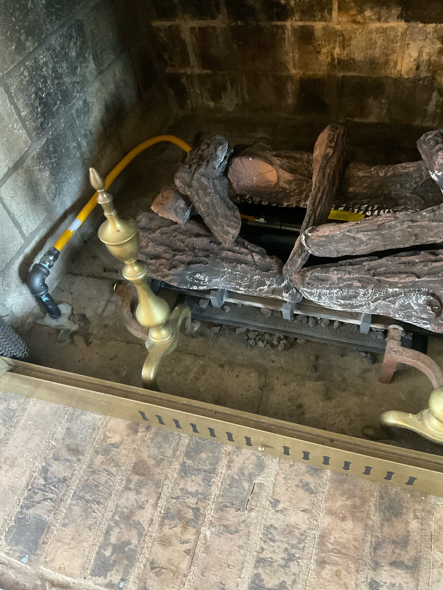 Explained to customer nothing is wrong with fire log installation by Bylen 