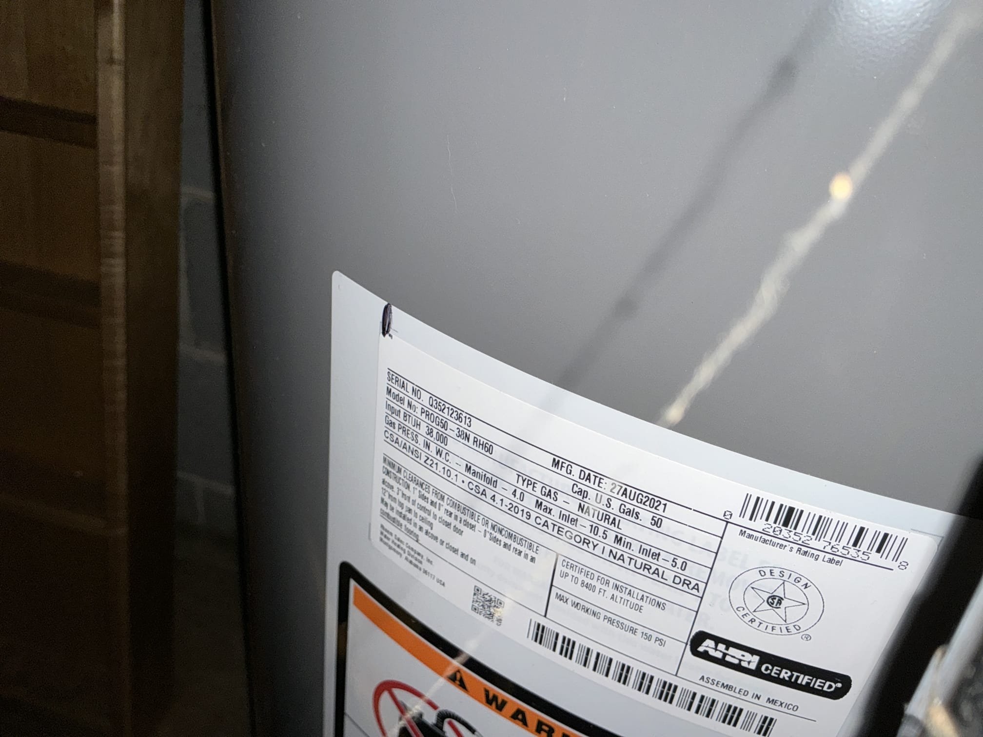 Returned to run jetter from roof stack. Ran jetter and k400 multiple times. Blockage cleared and was able to run water for 15-20 minutes. Line is no longer backing up. Ran camera out to clean out and the line is clear. Line is flowing properly and no issues upon departure 