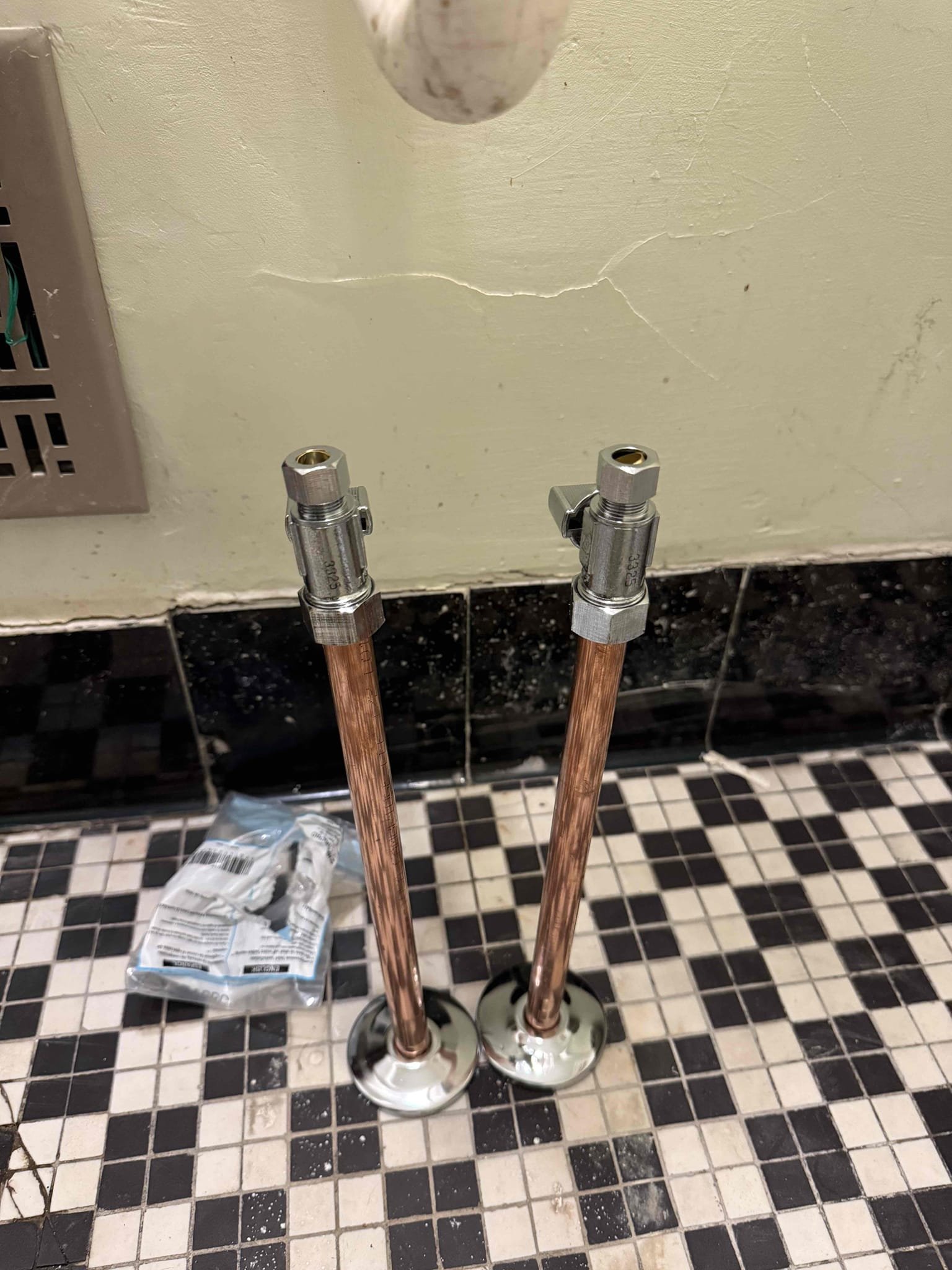 Board new water main into crawlspace area at an accessible location installed new whole house shut off and PRV tied every fixture back in to.
Board new water main into crawlspace area at a accessible location installed new whole house shut off and PRV tied every fixture back in to.
Customer stated they wanted all galvanized piping replaced with packs. Any other sort of piping was OK to leave re-piped house accordingly only fix your left and galvanized was front Restroom tub. Customer did not want to cut sheet rock to replace. Also replaced 40 gallon short gas water heater brought everything up to code as well. All work has been properly tested and verified functioning upon departure.