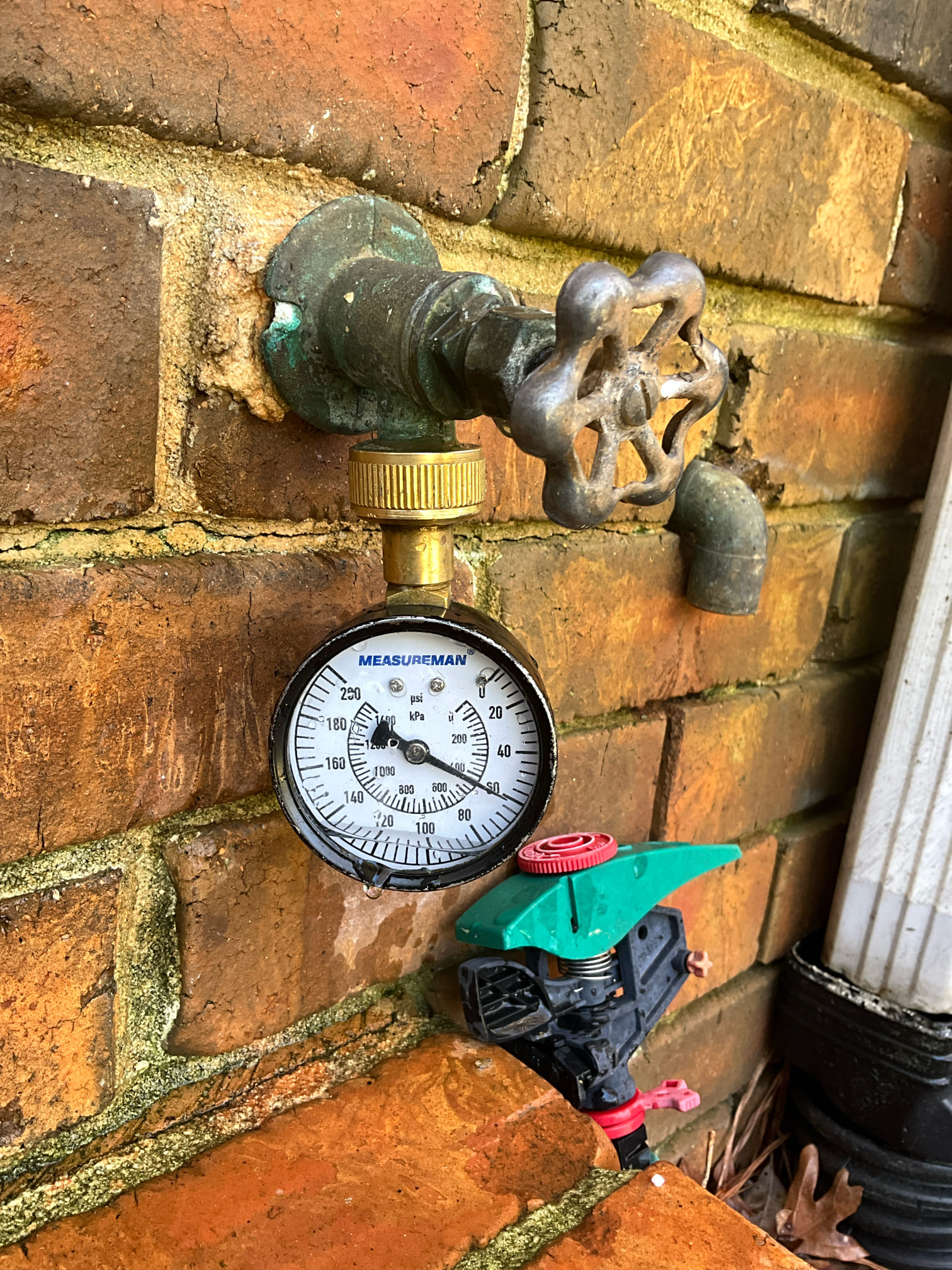 Customer had a water heater in the crawlspace leaking. Customer had a lowboy gas water heater. Informed customer these are no longer manufactured. Gave customer option for a tankless install or an electric lowboy install. Informed customer cost of lowboy doesn’t include the electrician cost to connect the power to the unit since no electric hookups are in the crawlspace. Also informed customer that there would likely be discoloration or air in the line because no one was home at the time of job completion to bleed the air from the lines in the home. 

Electrician contact info:
Kelly Thompson
770-891-8442
770-975-2569