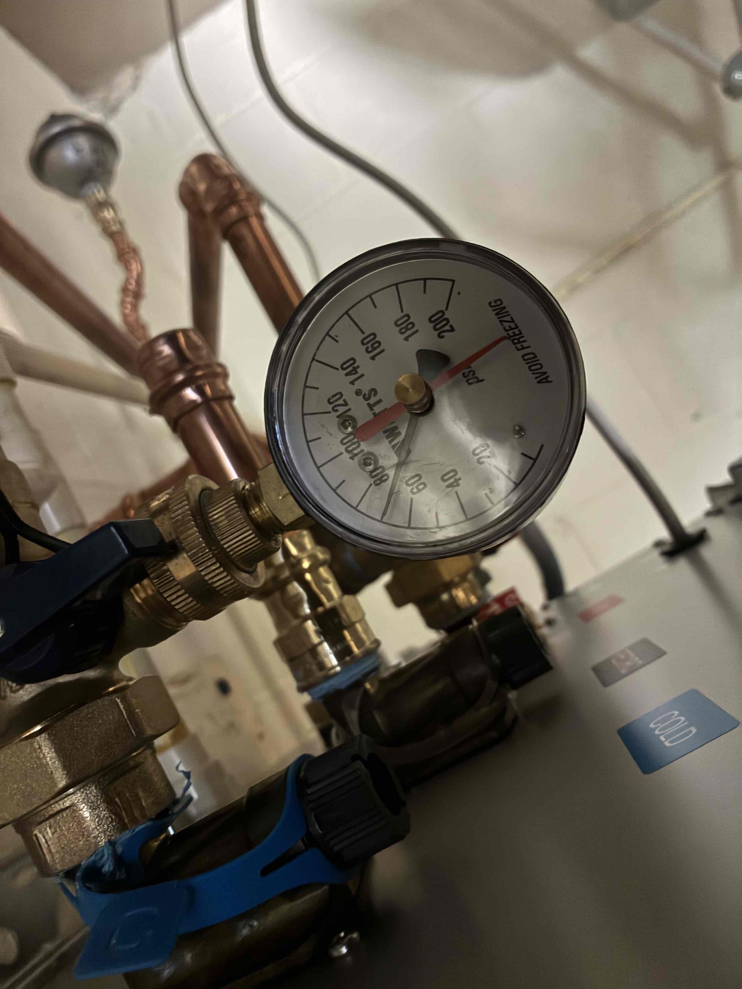 Diagnosed upstairs shower not turning off and handle off issue. Found adapter for shower handle not seating properly and found debris inside handle. Removed debris and reseated handle. Tested for proper operation. Shower is working properly with no leaks 