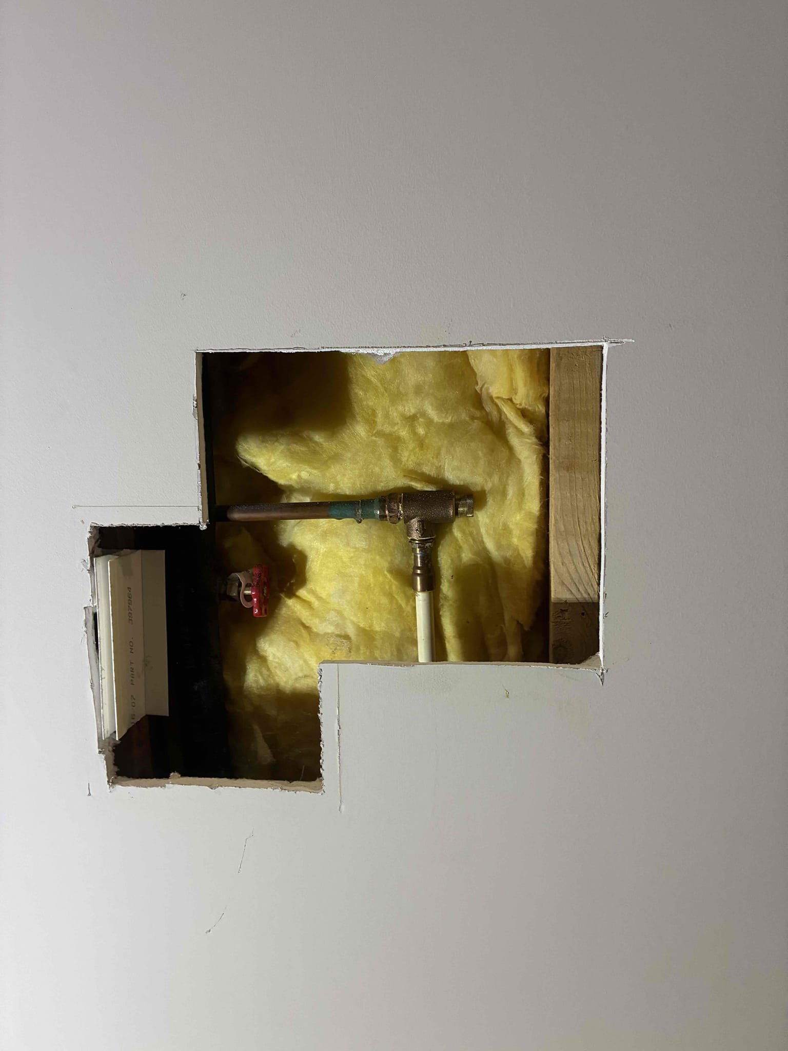 Completed work from sold estimate. Installed new pressure regulator and main shut off valve, also replaced thermal expansion valve. Tested for proper operation. No leaks after work completed 