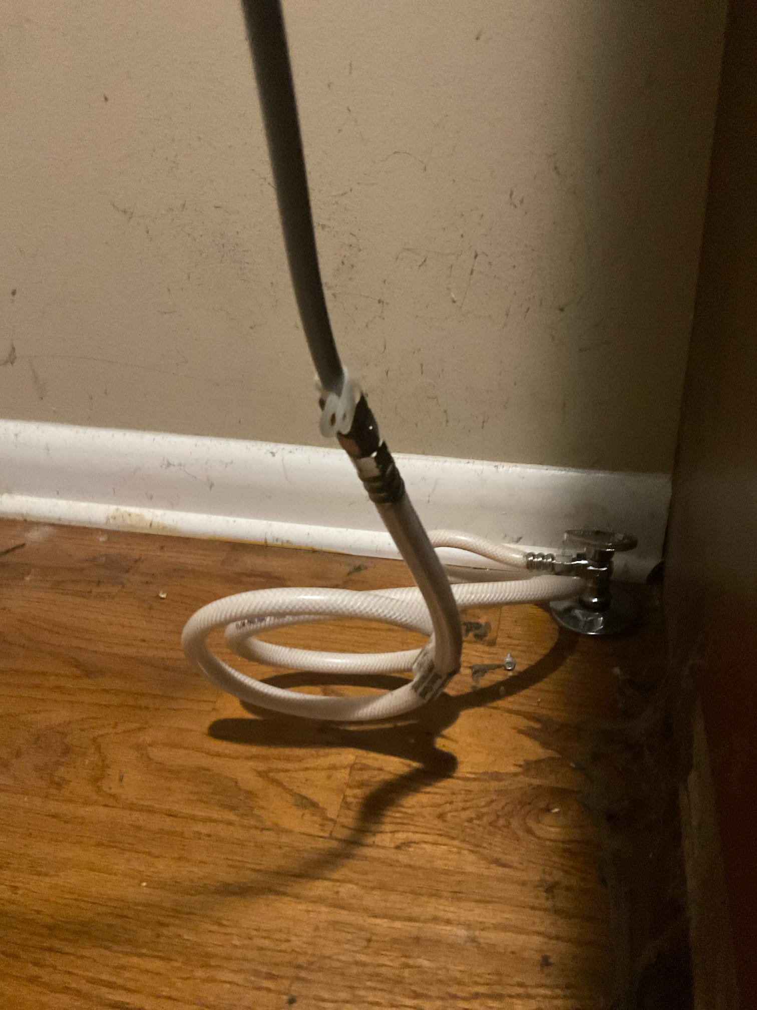 Found leak behind refrigerator with cracked CPVC pipe , we replaced pipe with copper and removed sharkbite tee fitting and installed new copper propress tee . 