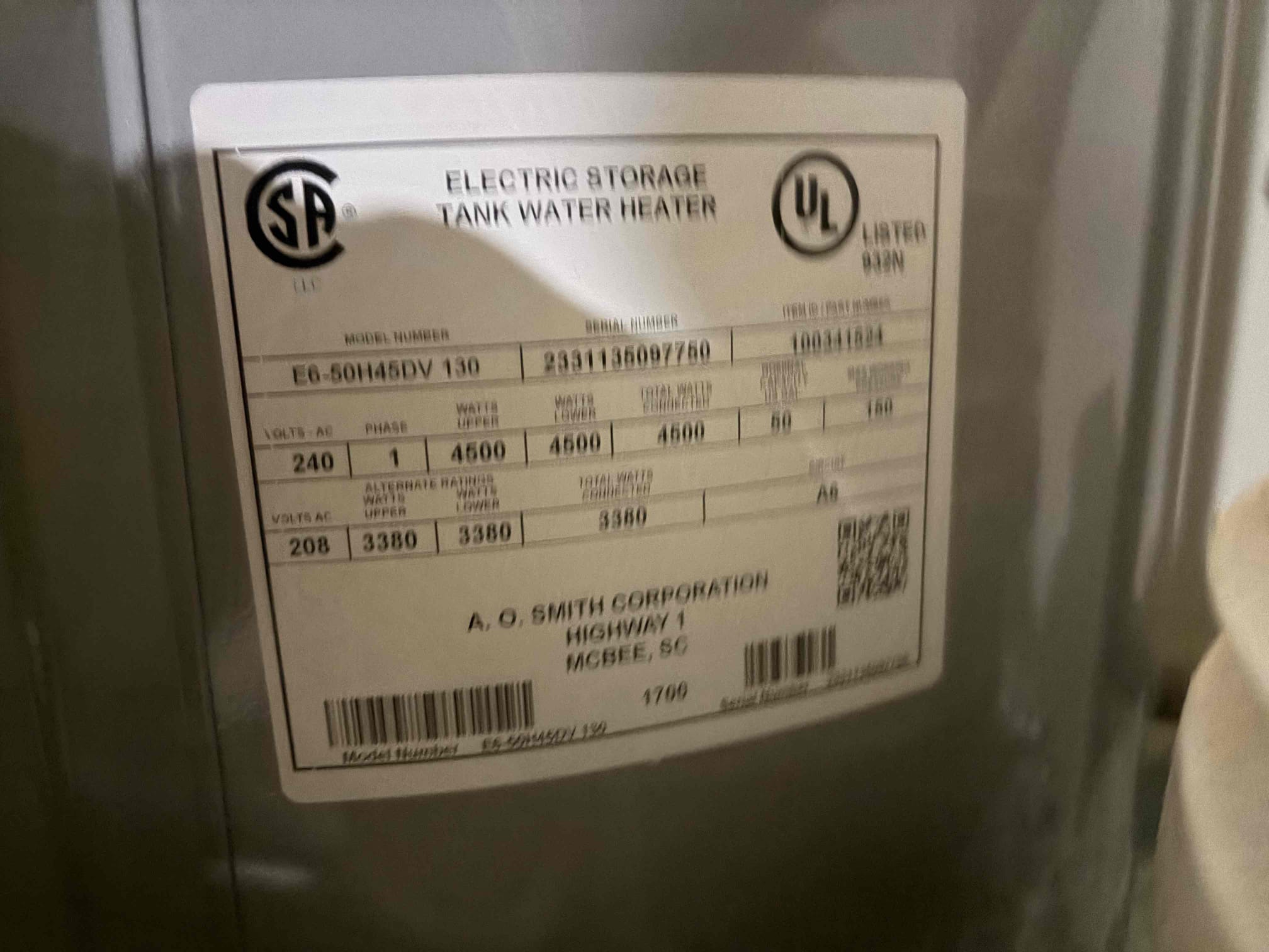 For this customer, they have a wet dry spot in the ceiling in their dining room and what is above. It is a toilet sink shower in the tub so therefore I took a look at everything and the only two things that makes sense for me. Are the tub overflow drain line and potentially a previously clogged toilet however the toilet has not been clogged previously so therefore it’s making me think it’s a bad wax seal. Also recommended to open up the ceiling to see if that is the problem. However, the customer wants to monitor it because she just noticed it yesterday and she wants to be sure that it is nothing major at this time. I checked her water pressure water pressure is fine in addition to her water heater. Her water heater is brand new