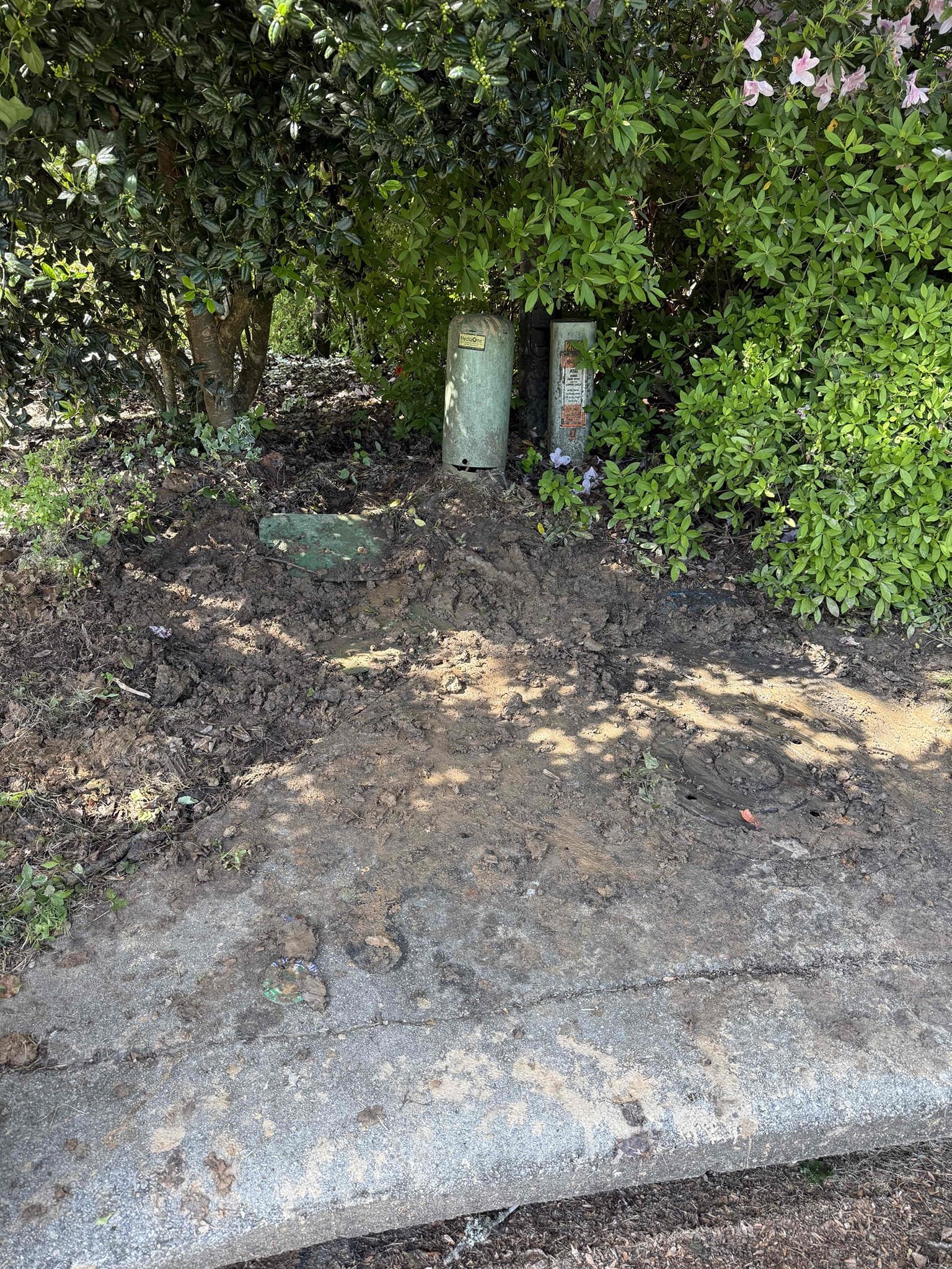 Customer stated there was a leak in the yard. Upon arrival found AT&T box full of water and meter spinning. Gave customer quote to dig and find the leak. Customer approved found leak in 1” water line and gave customer quote to do a spot repair. Customer approved the quote shut water off, and did the spot repair and turned water back on no leak detected and meter no longer spinning upon departure. 