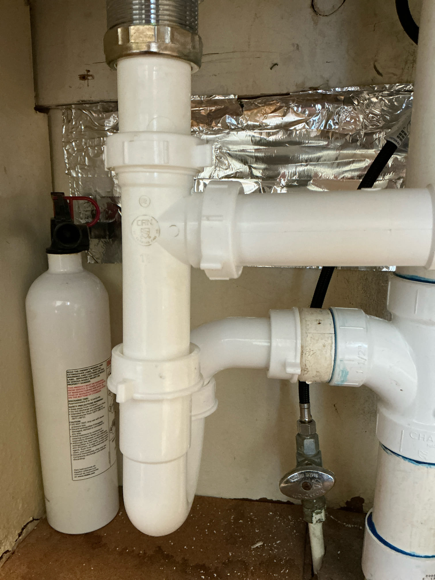 Diagnosed issue with leak in area we previously did work in for go back. Found leak at tubular tee for disposal. Replaced tee and tested thoroughly. No additional issues found.