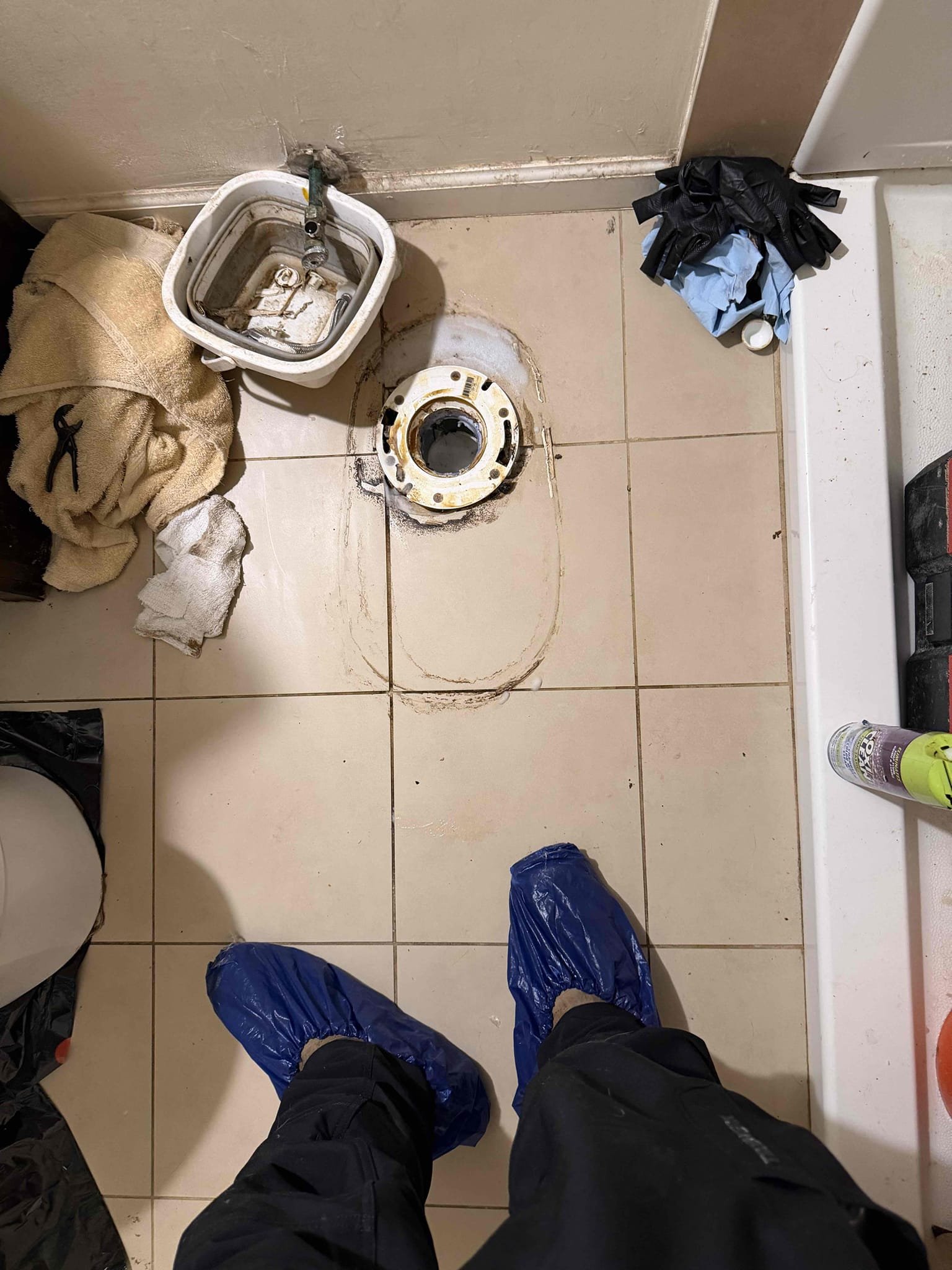 Customer was worried, waxing on first floor toilet was leaking due to discoloration of area around it, recommend pulling and resetting toilet. Customer also stated downstairs. Bathroom will continually run. Checked pressure to verify pressure was not issue. Pressure was reading normal at this time. Recommend a minor tank rebuild, Also inform customer toilets are old and are likely on the last leg of life. Customer did not want to replace at this time. Customer also wanted replacement of pulse  shower system left quote 



Pulled and reset toilet found no issues with flange underneath replace bolts supply line and wax for toilet thoroughly tested for any leaks prior to silicon toilet to floor


Downstairs bathroom performed minor toilet rebuild, thoroughly tested, and used to ensure flapper was not leaking



All work has been thoroughly tested