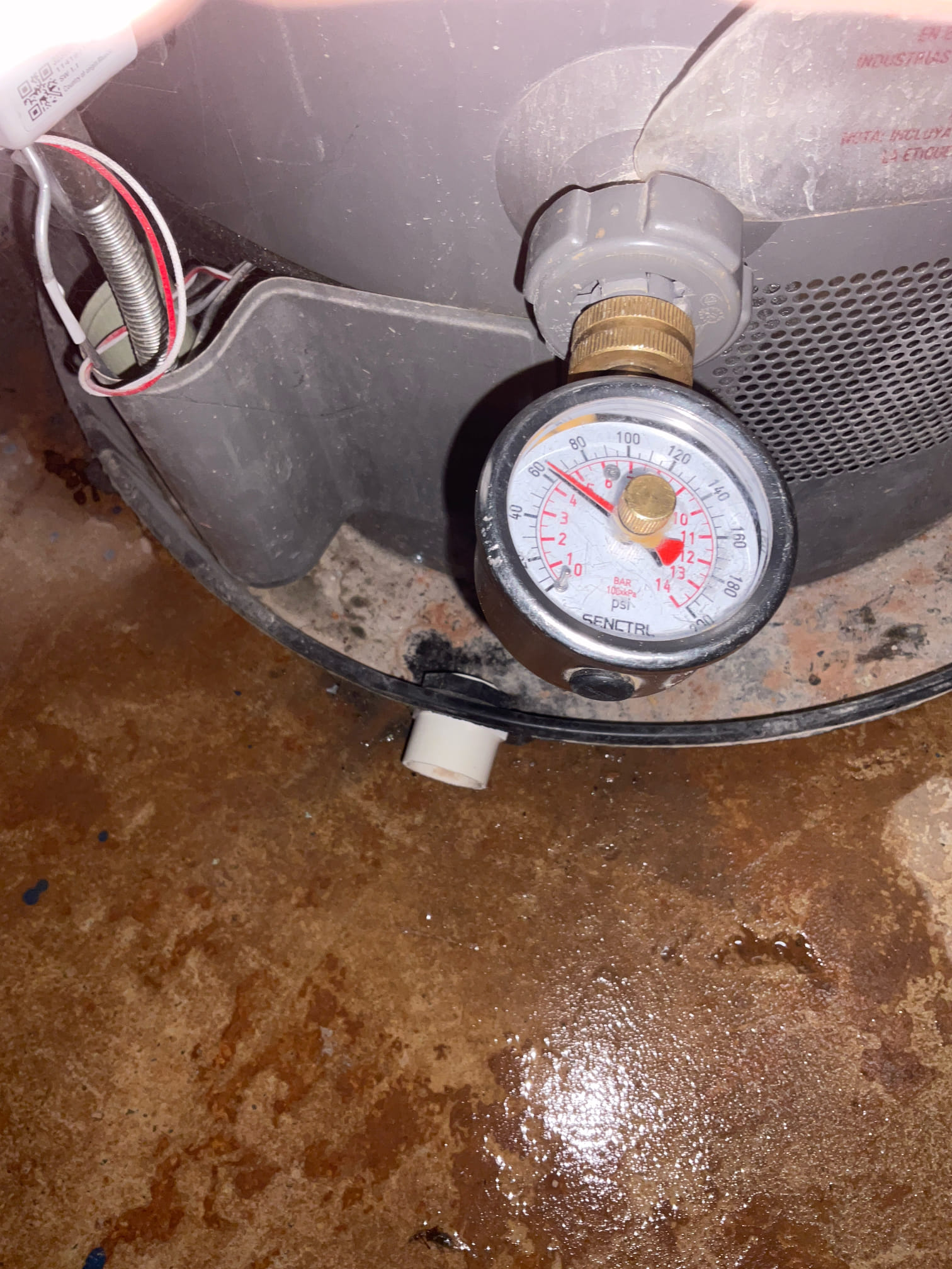 Replaced a builders grade sewer ejector pump with Zoeller M264 cast iron pump , tested all works good now . Discussed and signed up membership with Mr. Channel today 