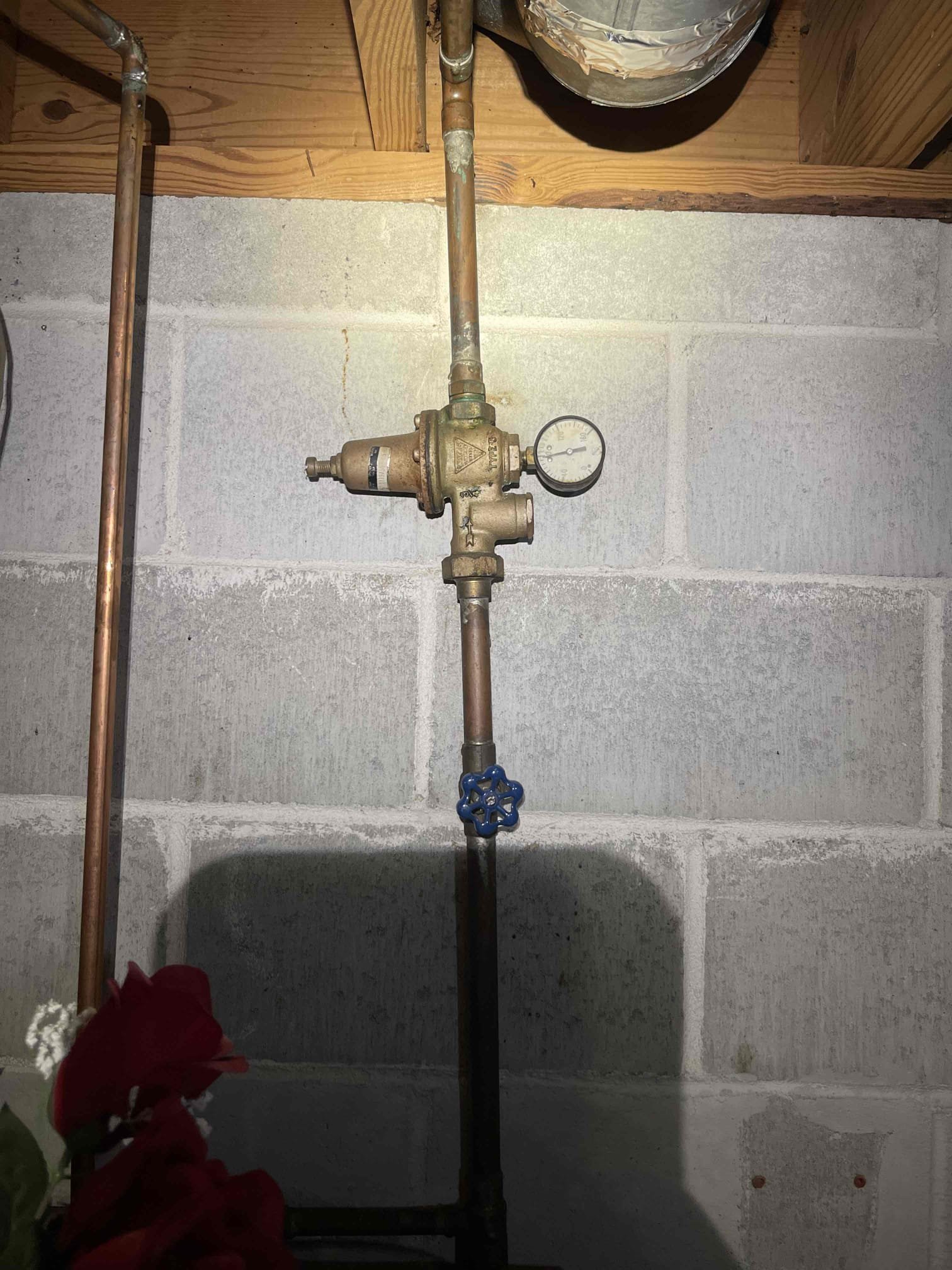 Customer had a hose bib on a galvanized pipe coming up from the ground that had a slow leak on it. We replaced with a new hose bib and attached it with a ford fitting. Customer has a water heater from 2004 that we left a quote to replace. We also left a quote for a drain issue she is experiencing with the laundry and kitchen sink. 