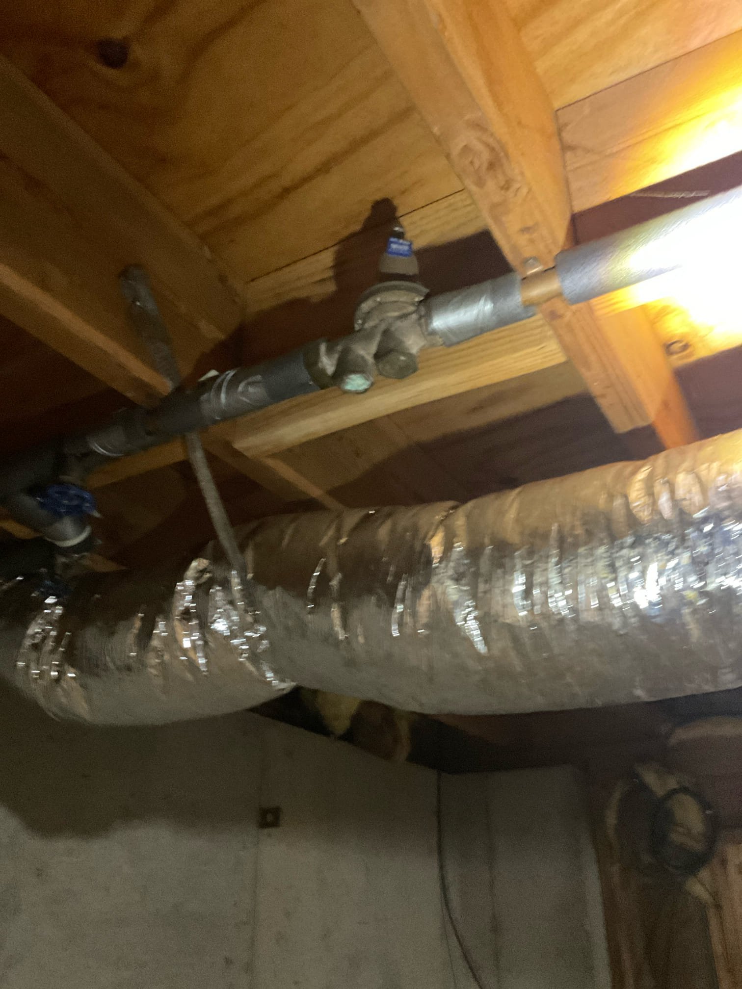 Sold  ice maker box with line installation , expansion tank replacement work and do it later 