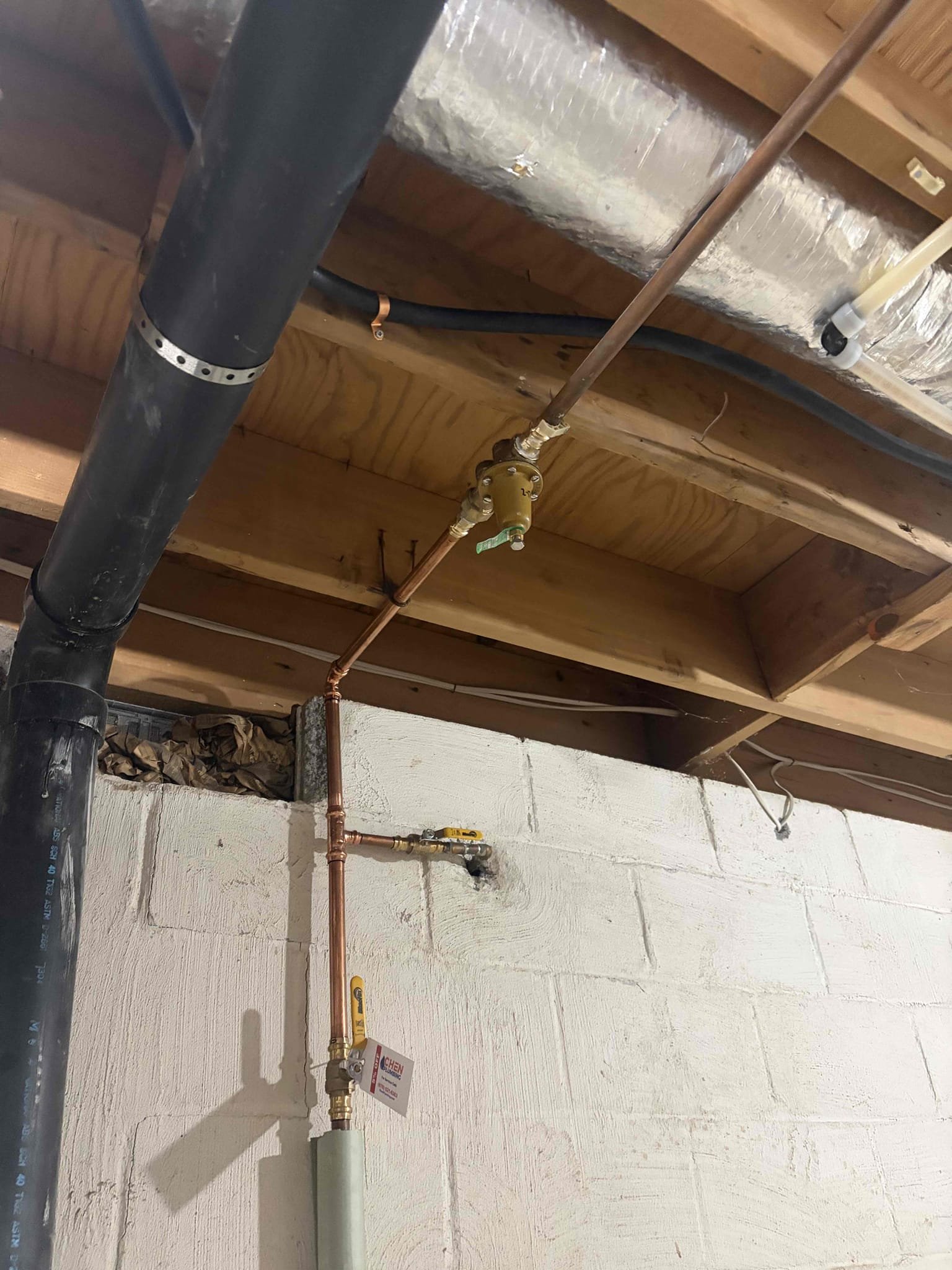 This customer, we did our annual inspection with the wind with Chen membership. Took a look at everything. The customer has abs drainage system. They have a mix between copper and PEX piping inside the home they’ve had done some renovations in the home and that’s when they switched over to that type of piping. Additionally, there’s no major plumbing issues in the home other than the fact that the faucet upstairs in the master bathroom continues to drip I’d recommended to replace the cartridges for that.  This water pressure in the home is at 60 psi checked off of the cold water line of the water heater at this time. There are no issues other than the faucet that I could visibly see.