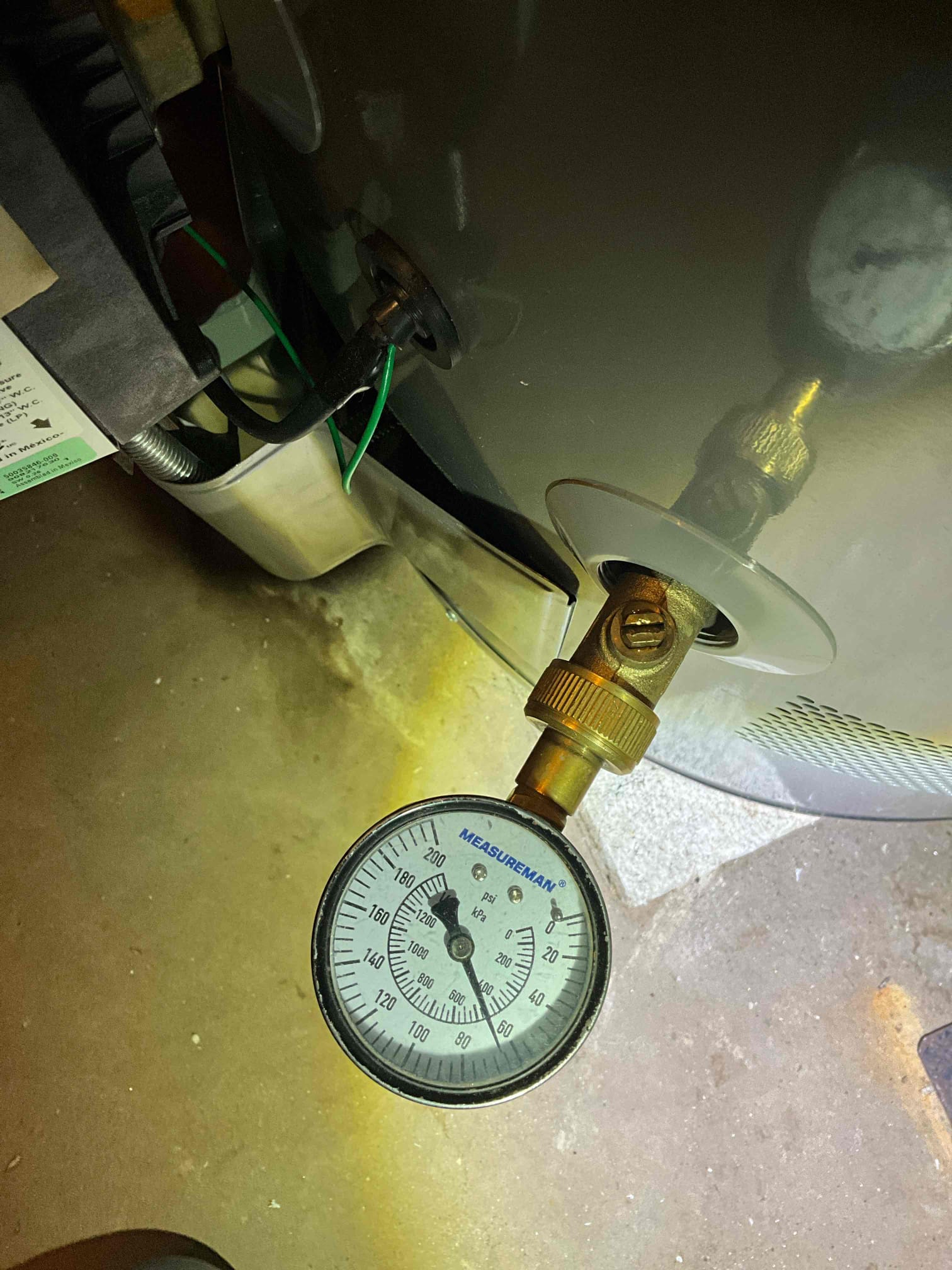 Customer had a broken cap on a Kohler aqua piston toilet that was installed by Chen in 2021. Customer also had a saddle valve issue for ice maker line going to refrigerator. Customer only wanted the valve removed, didn’t want a new line ran. Removed the saddle valve and repaired the aqua piston as a courtesy to customer. Tested all work to ensure proper function and no leaks, none were found. 