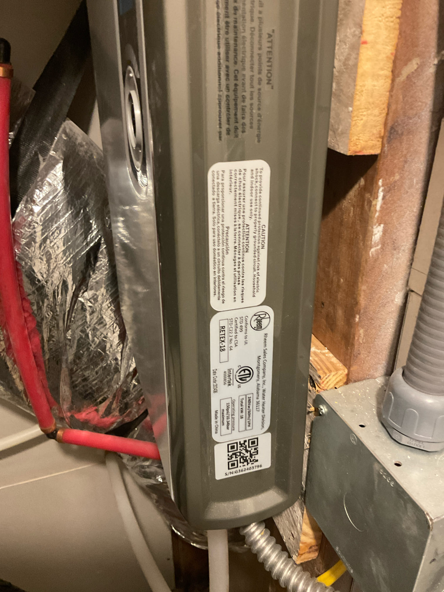 Checked wet floor issues, found hvac leak , not plumbing issue 