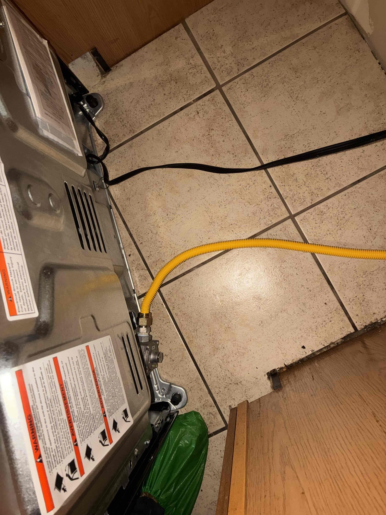 Customer needed line extended and supply ran to connect to new stove. Gave options to replace stop and rework piping to fit new stove set up. After rework, connected stove and checked for leaks and proper function. 
