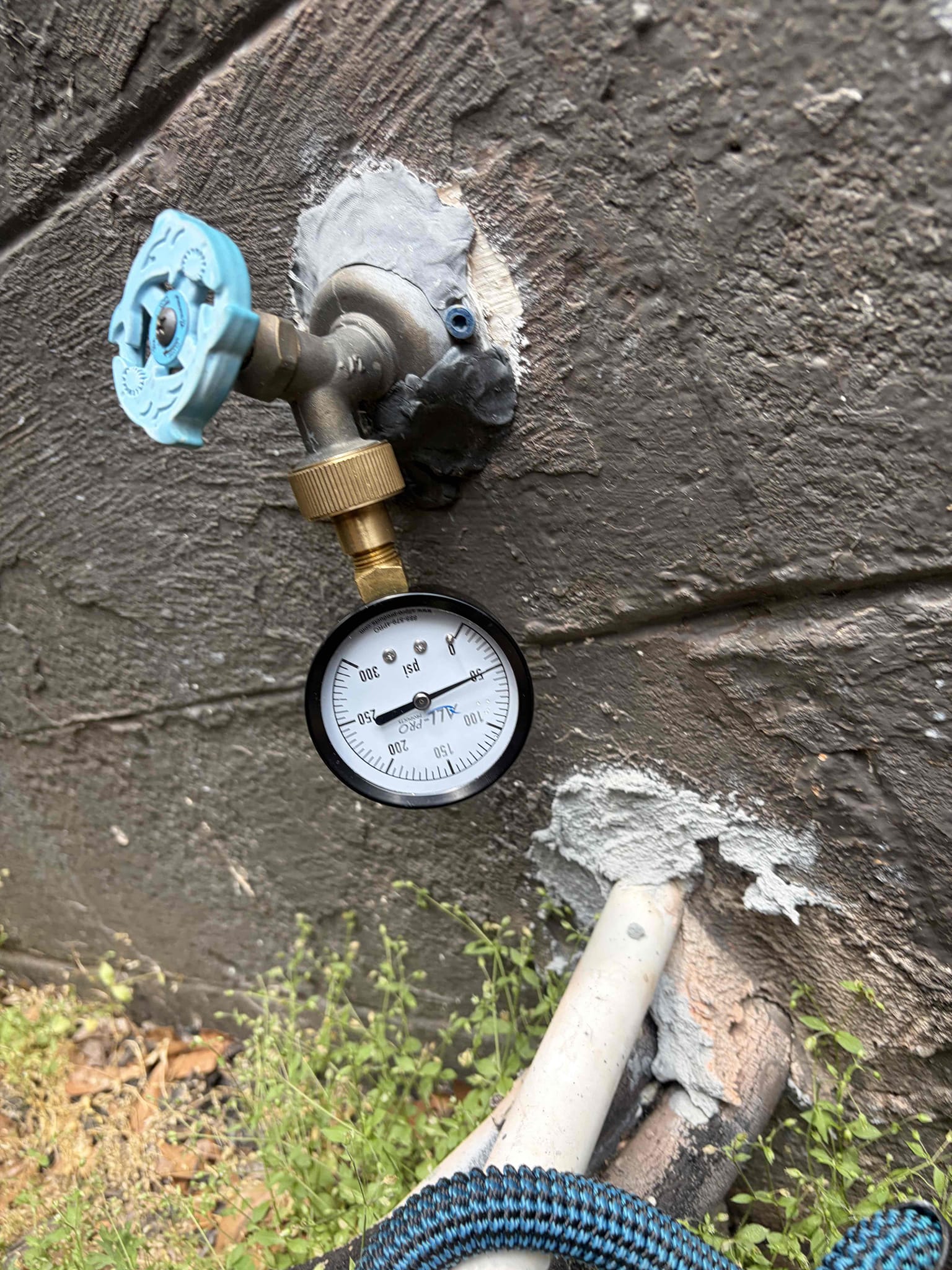 Low flow 
Courtesy item

Customer the ownership changed however they did purchase the house in 2021 ownership changed so therefore we had to do the certification of compliance for DeKalb county because the name for the homeowner changed. Everything is low flow the toilets in the shower showerhead itching sink faucet nothing has been changed from the previous Owner. Everything has stayed the same. I took a look at the pressure and the pressure is reading at 50 psi. Additionally, the water heater was installed in 2021 from a scratch and dent store so it does not carry out warranty with Rheem. I don’t believe. At this time passes inspection.