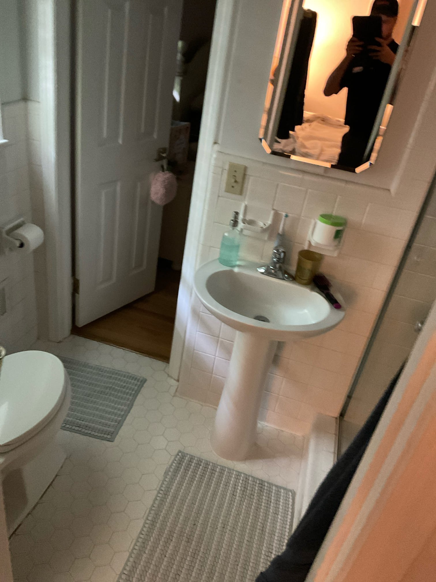 Customer wants to remodel bathroom. Looked at what customer wanted to do plumbing to see if it was possible. Everything plumbing wise is possible to do. Gave customer ballpark estimate of $3500-$6500 for plumbing work on remodeling job. Let customer know once demo is done give us a call for use to come out and give exact estimates for plumbing work at no charge. Will credit back $49 to work. 