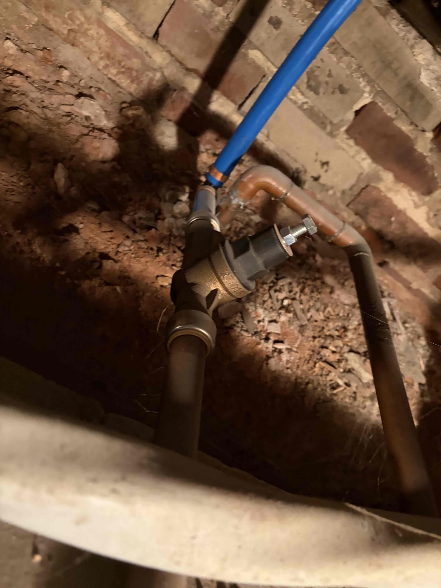 This customer they are faucet kitchen sink faucet is leaking so therefore I recommend replacing it with brand new one customer supplied that is exactly what the homeowner is planning on doing. Took a look at the water pressure water pressure is reading at 55 psi they do have a shark bite. PRB recommended get that replaced as well. Additionally, the two water heaters are not piped correctly. Recommend to get those properly pipes as well and or do it when it comes time to replace the water heaters. I couldn’t find a leak from the shower, however wherever we are replacing two angle stops for the dishwasher and the hot line for the faucet and we’re gonna go ahead and replace that faucet as well.