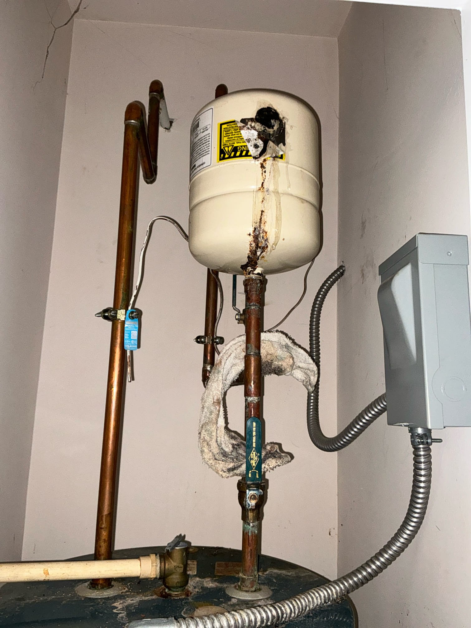 Diagnosed high water bill and water collecting in meter box. Drained meter box and found meter itself cracked and leaking. leaking meter is registering water loss causing dial to spin. Recommend calling water shed company to replace meter. 

Left estimate for new water heater 