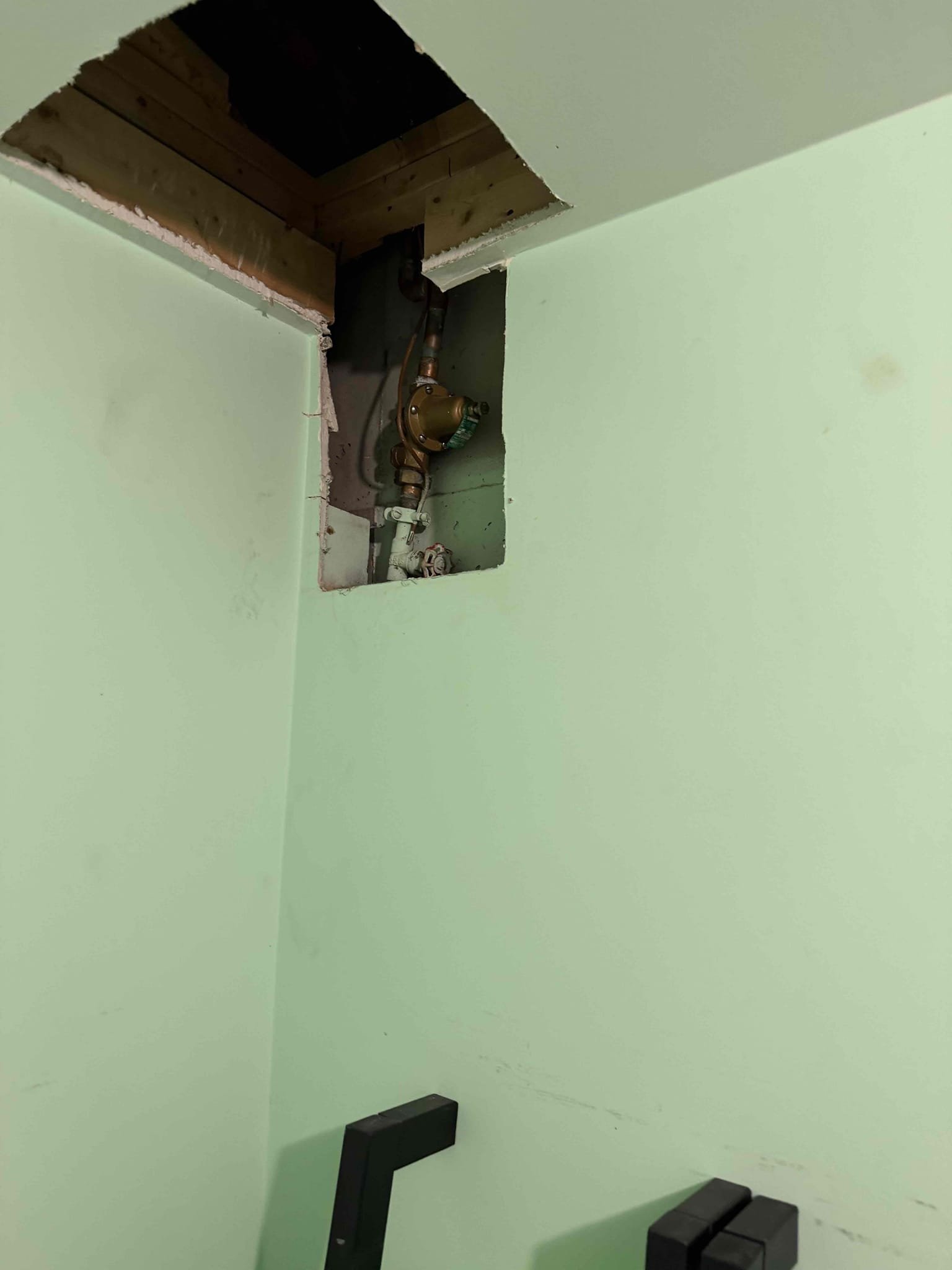 Replaced Kloher cartridge for downstairs bathroom. Checked work and no more drips from the tub spout. Had to replace handle with new due to the new cartridge was not compatible with old handle 