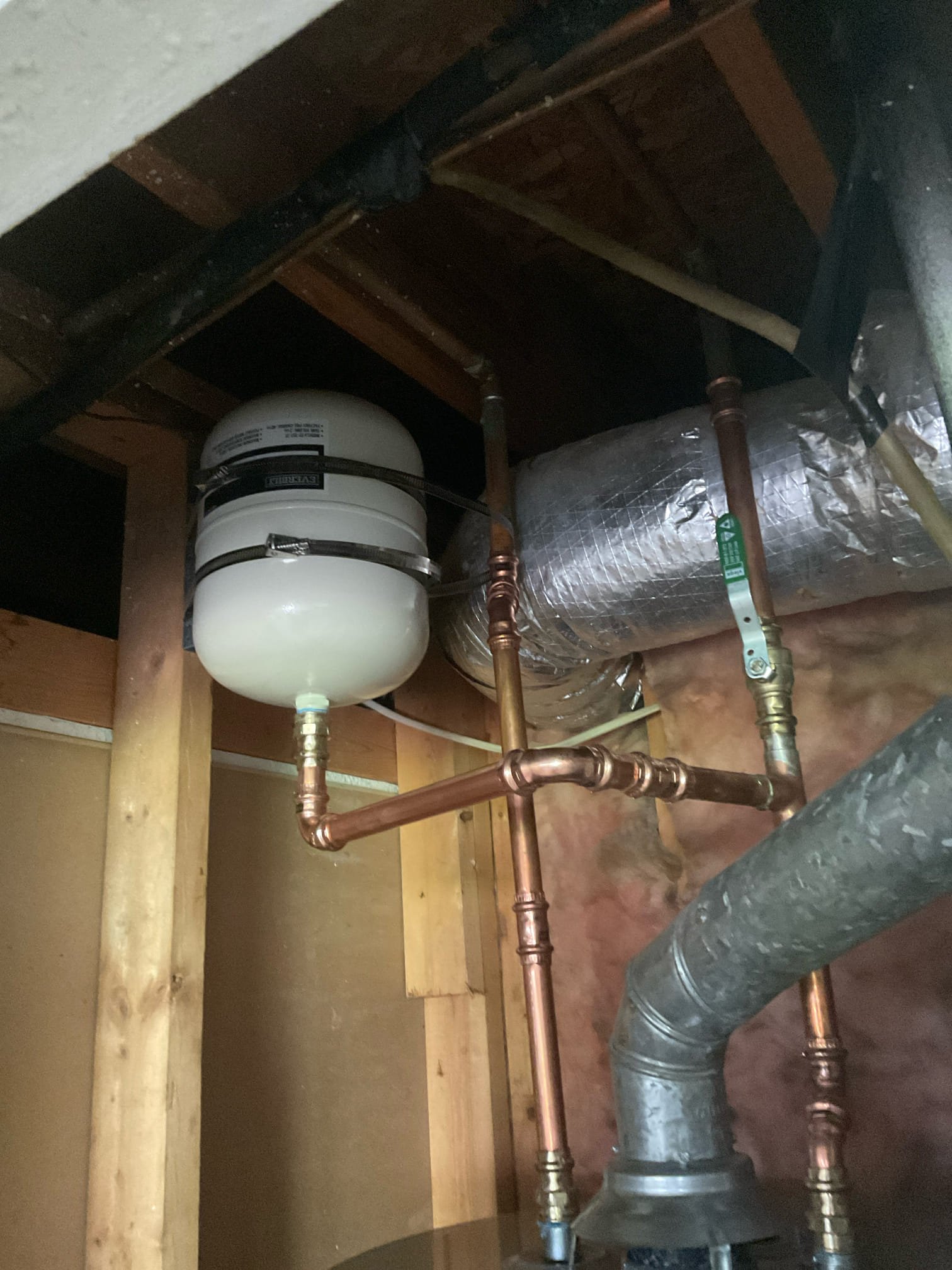 Replaced a faulty 40 gas short water heater , Home Depot swap from 9 to 6 yrs model 