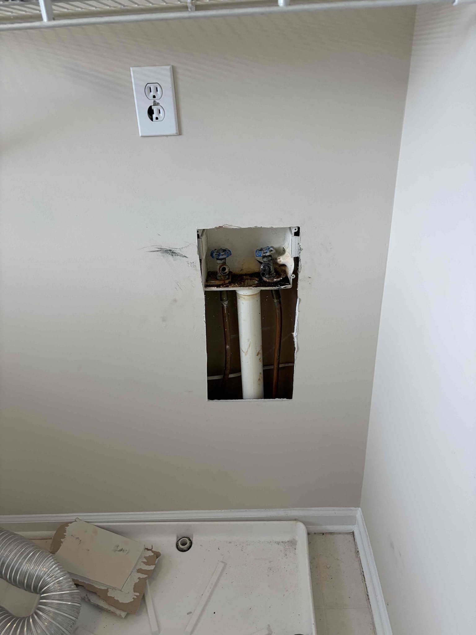 This customer replaced the boiler drains for the washing machine valves. The Home Depot came to install the washing machine however they looked at the valves and they could not get the washing machine hoses off so they recommended to call a plumber to get the valves in order the way that it came out of the valve box Was damaged so I had to get creative on how to attach the new valves so that is exactly what I did, but also more importantly it was on soft copper so I had to cut it on a straight piece of pipe in order to get the proper connection straight and aligned. The valves currently are higher than one other, so I was unable to get it flush on the cold side like the hot side is however I didn’t say for that flex Once installed there are no leaks. The customer is all set to have Home Depot come back and install the washing machine the customer is all set at this time. There are no leaks was not able to check pressure due to the hose bib being broken so therefore I recommend getting 