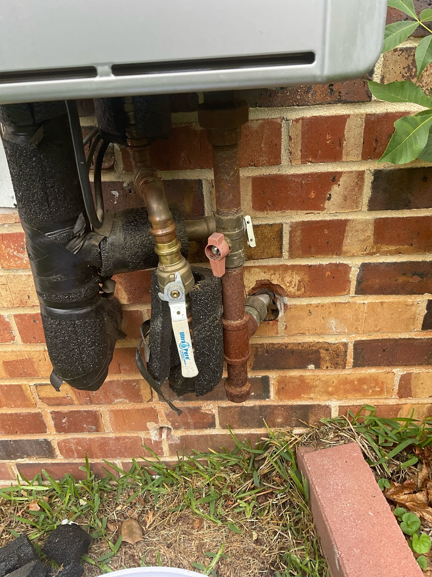 Checked issue with not making ice , water left off under the kitchen sink for the refrigerator , I turned on and should work now , I also give quote for add a outdoor tankless service kit and pipe cover . 