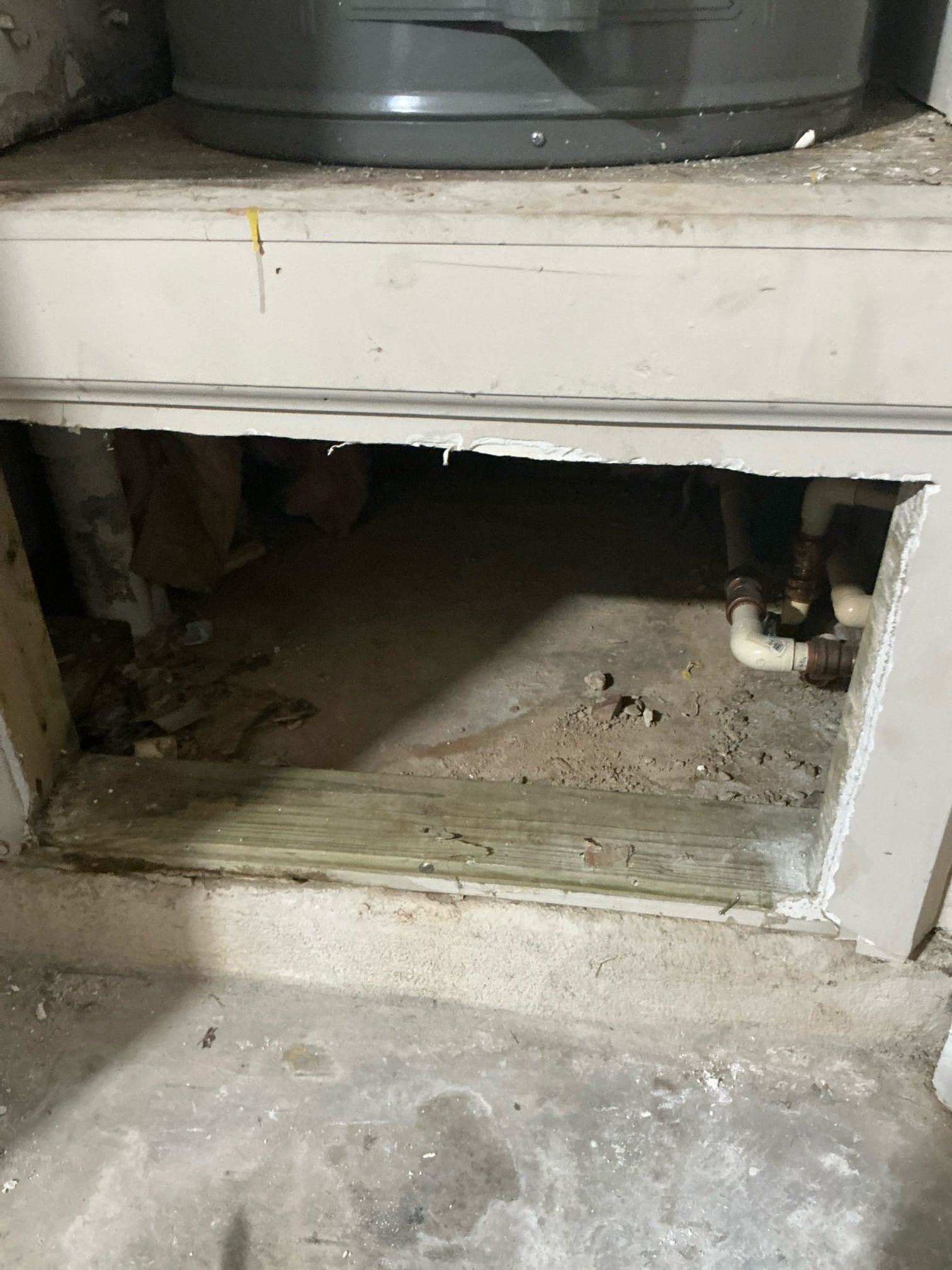 Returned to install sheet rock access panels, forgot when completing work for water heater previous visit. Reinstalled panels and recommended membership 