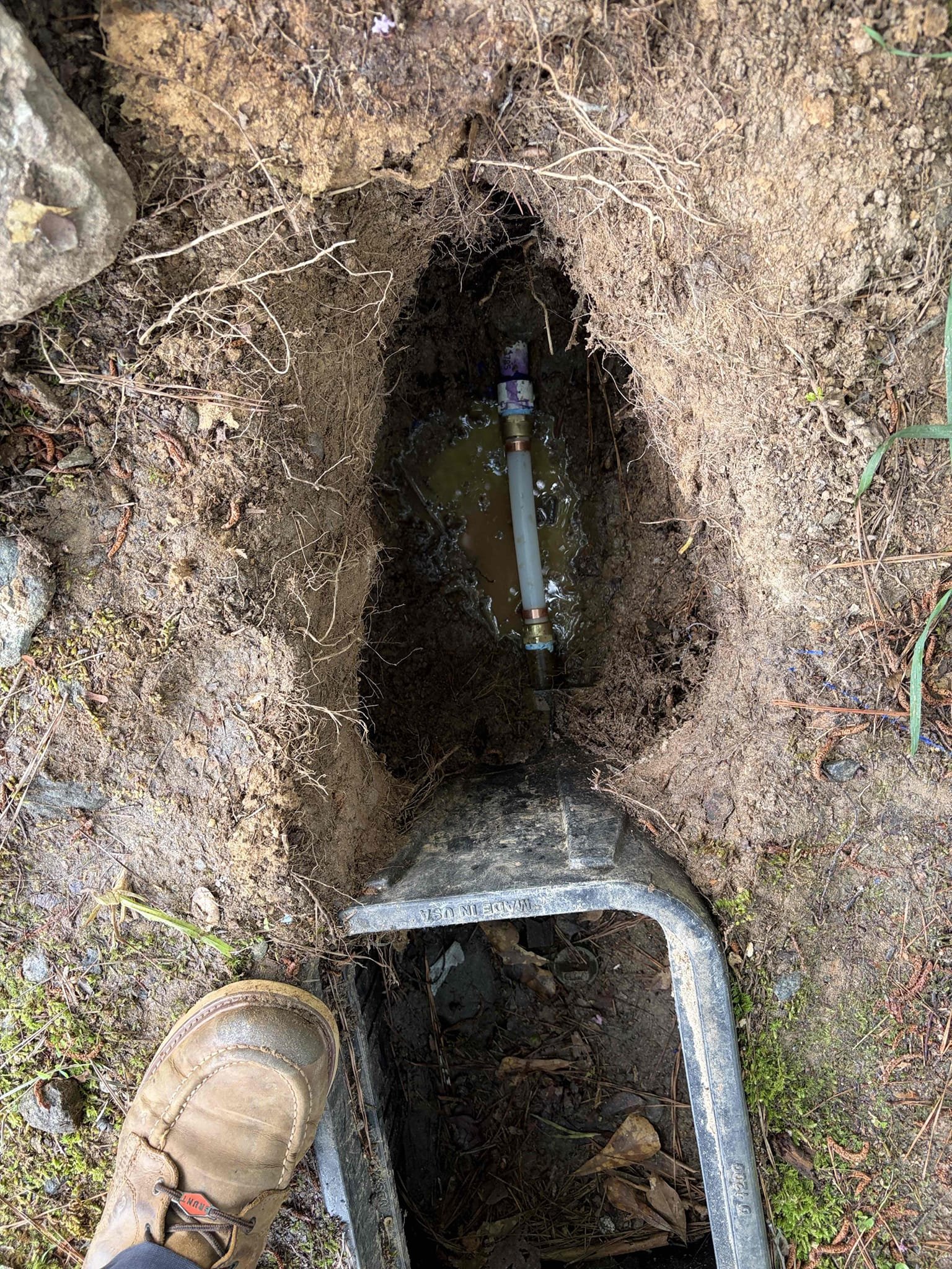 Repair outside main water line pvc to Pex repair
For this repair the homeowner already had dug up the area that needed to be fixed, so therefore we needed to reconnect the pvc pipes together with Pex, so therefore that is exactly what we did. Repaired the section of pipe with Pex a first however it didn’t work the way I wanted to so therefore we used a different fitting. After the repair there is no leaks. Customer is all set didn’t go inside to look at anything else. Recommend to replace the line with the full bore option due to all the foliage around. At this time, the customer is all set use purple primer, and blue PVC glue.
