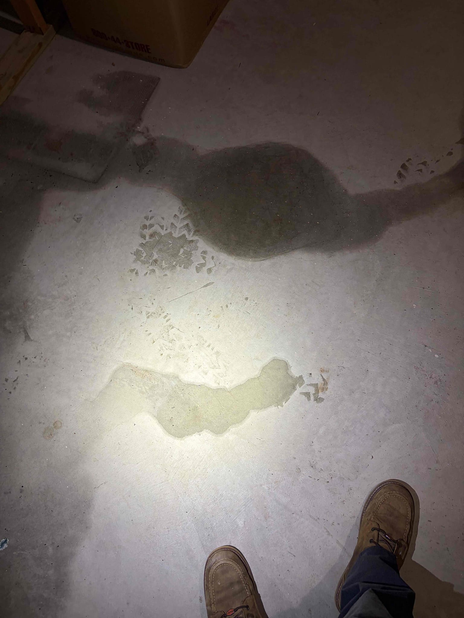 For this customer they have an issue with the hvac issue, no issue regarding plumbing. Additionally recommend to contact a service hvac company to take a look. Issue is located in another room from the previous plumbing repair.