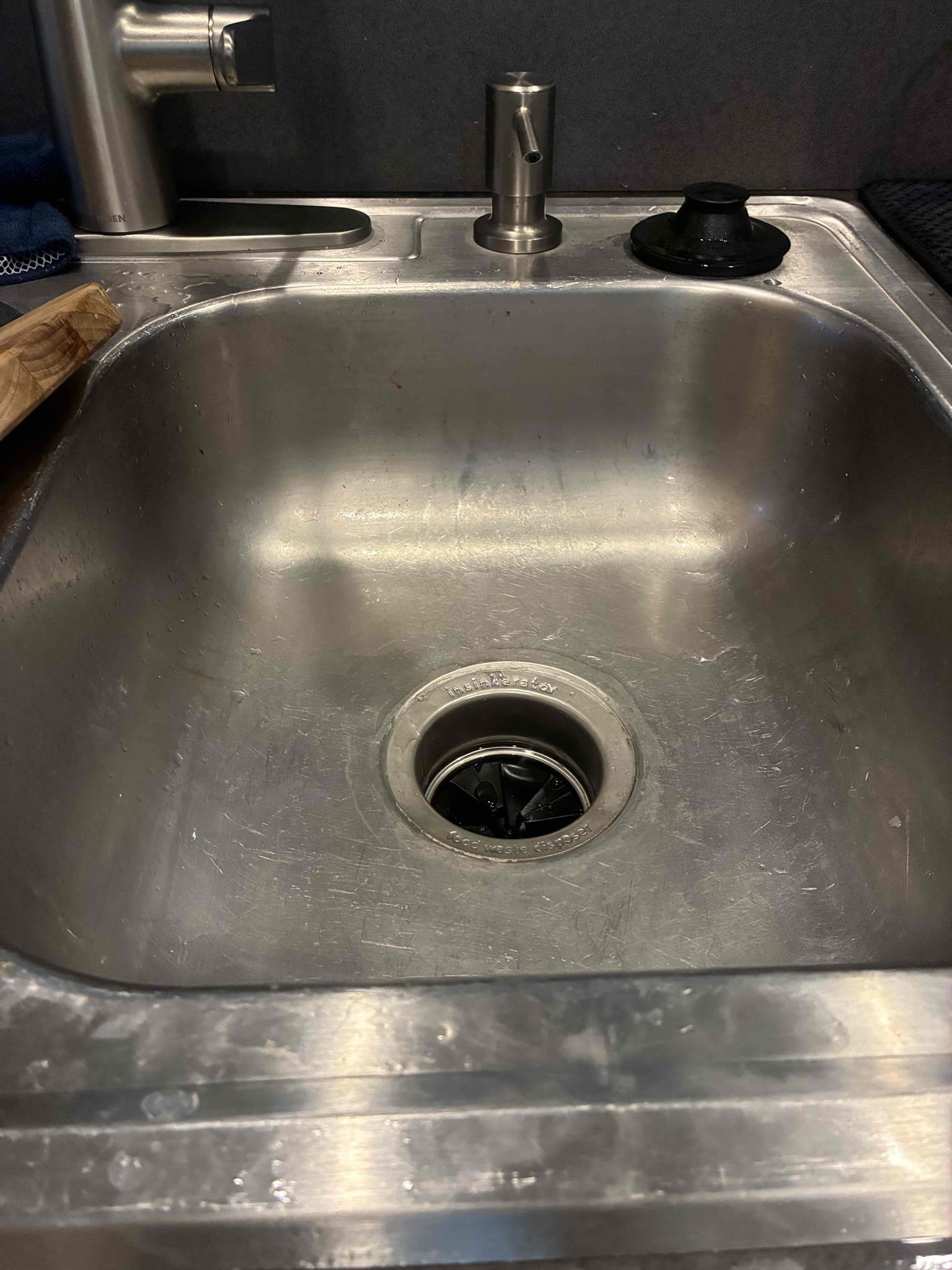 Cusomters disposal not working properly. After testing disposal found disposal to be leaking. Offered small inspection of home, customer was not interested. Gave options to replace disposal. After replacement checked for leaks and proper function. 