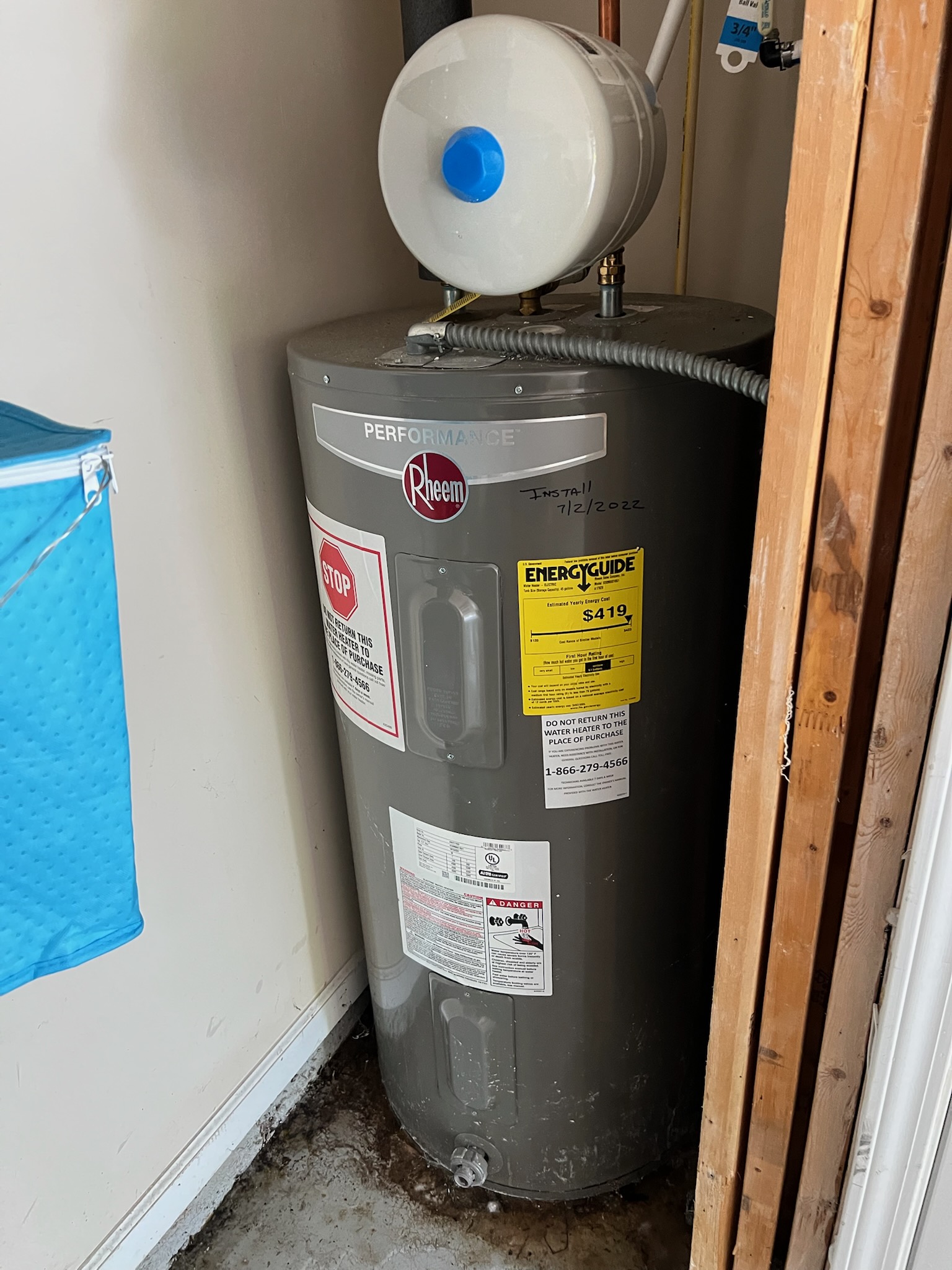 Removed existing water heater and hauled away. Furnished and install new 50 gallon electric water heater. Installed shut off on hot side and installed new thermal expansion tank with bracket. Tested and no leaks were present at this time. Also turned on shut off valve for hose bib outback. Cleaned up work area.