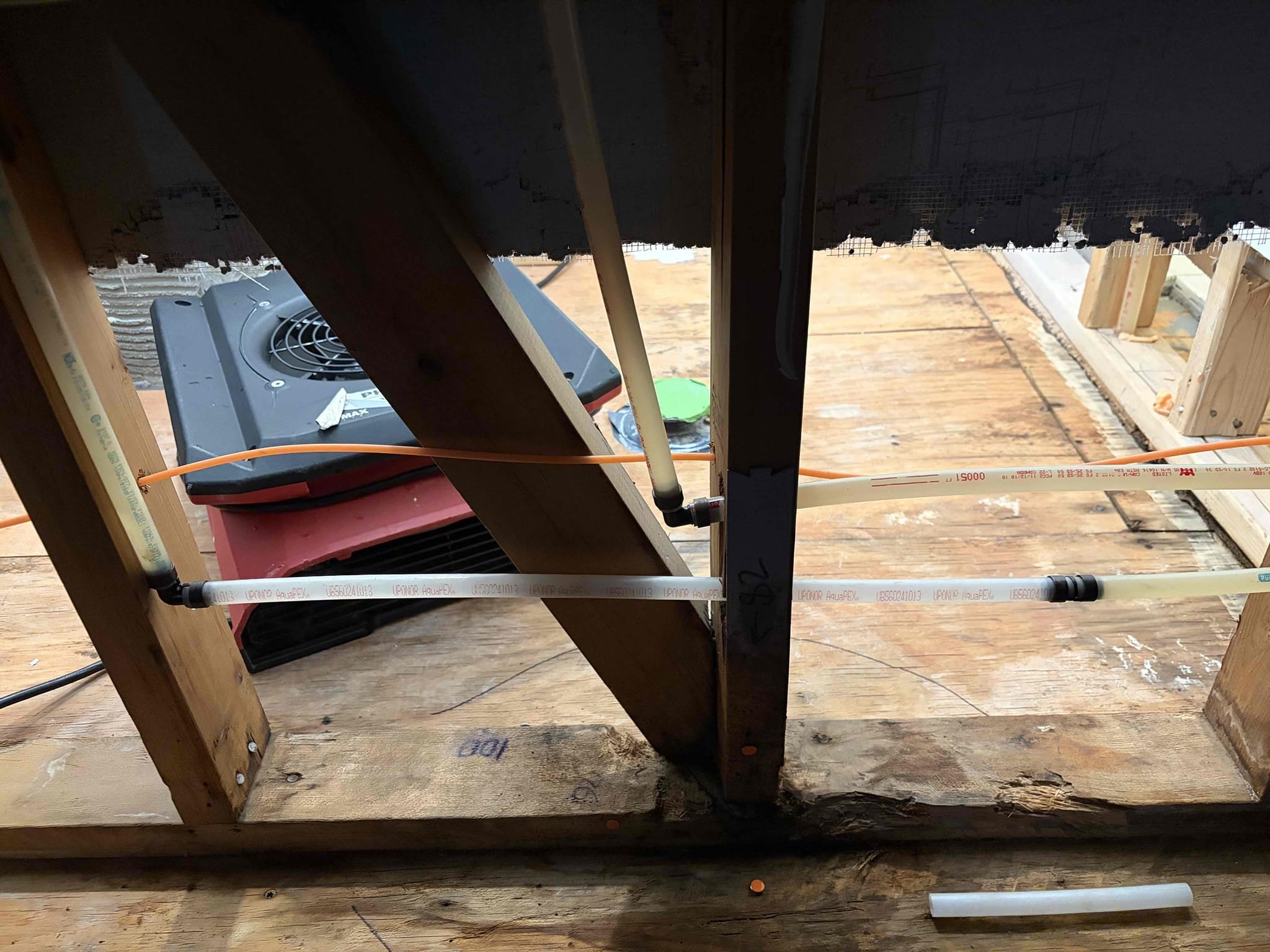 Fix pex pipe behind shower 
Win with Chen 

For this customer they had a sudden pipe break behind the wall, as result replaced the section and the water back on. 
I put in the proper supports that were needed. No leak after install.
As for filtering the house, there is a couple of options customer supplied or Chen supplied 
Also recommend to install a new tankless in the crawl space for more hot water
Thank you for calling Chen plumbing and welcome to the win with chen family.