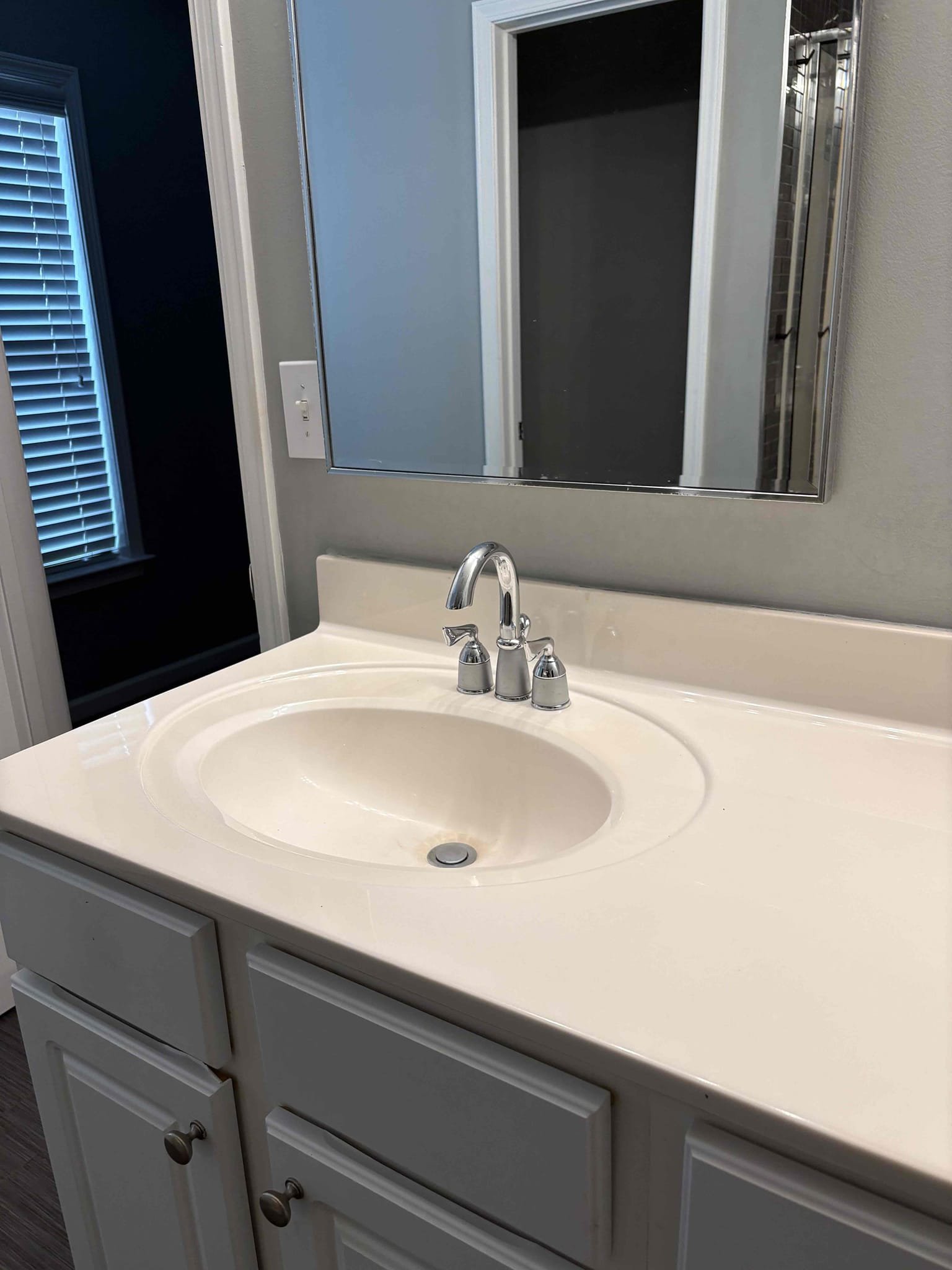 Shut off valves to both faucets. Remove faucets and drains for both old faucets. Clean workspace and make sure everything is out of way for countertop company
In secondary upstairs bathroom remove current non working lift and turn from tub. Install new chrome lift and turn kit. Test and clean workspace 