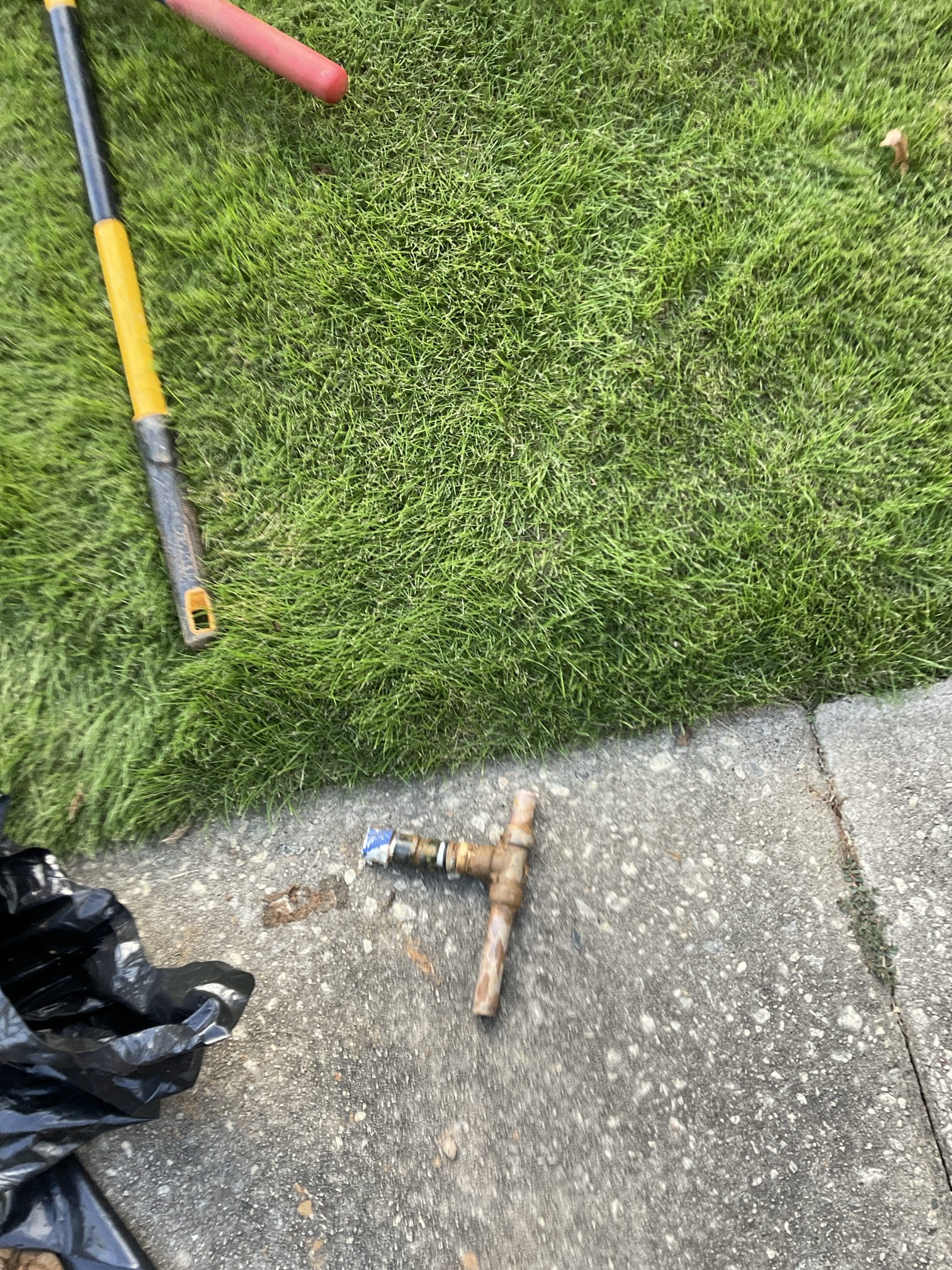 Fixed busted pipe in the yard near the sidewalk ,dug up found cracked sharkbite fitting which is not supposed used for underground, replaced fitting with propress fitting and type L copper pipe used for the repair 