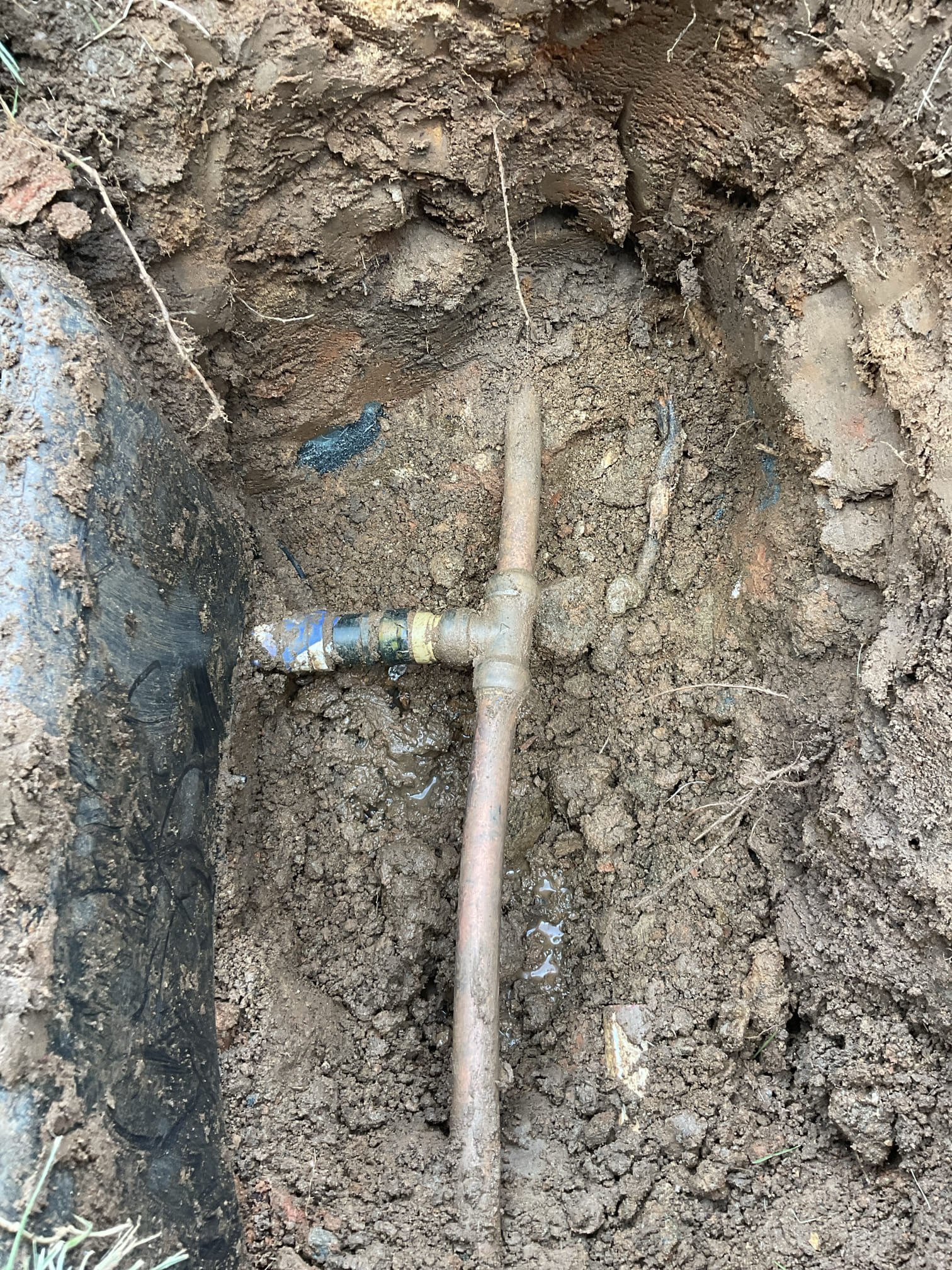 Fixed busted pipe in the yard near the sidewalk ,dug up found cracked sharkbite fitting which is not supposed used for underground, replaced fitting with propress fitting and type L copper pipe used for the repair 
