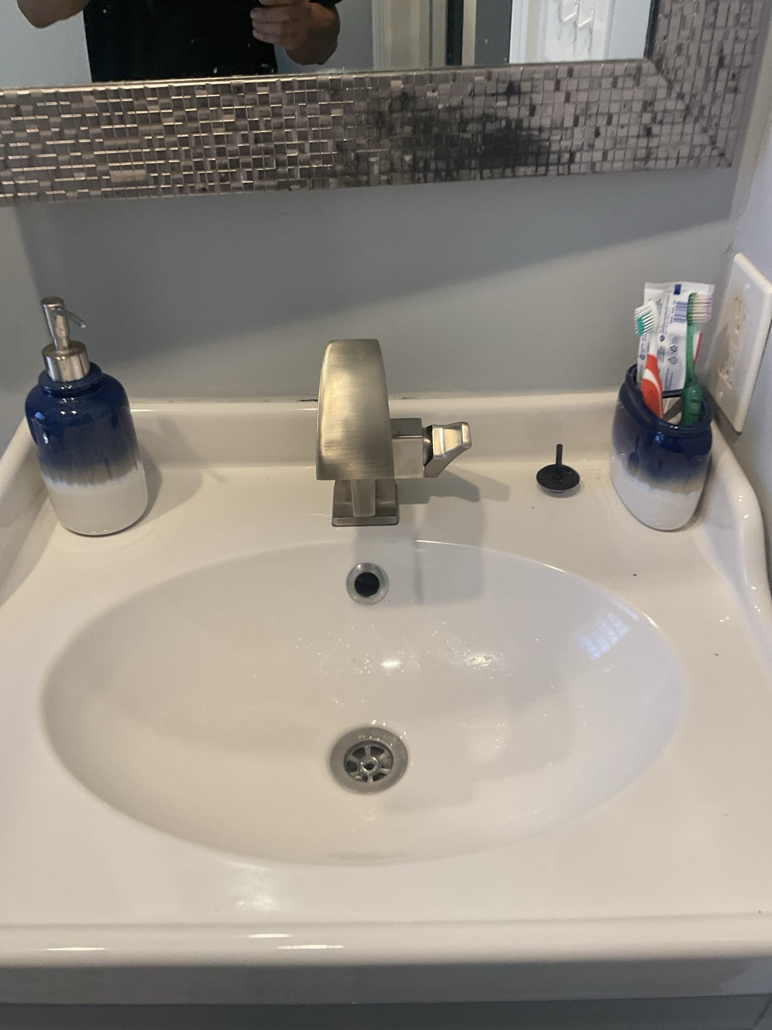 Replaced a single hole lav faucet with customer supplied, rebuild a Kohler shower valve with new GP800881 cartridge 
