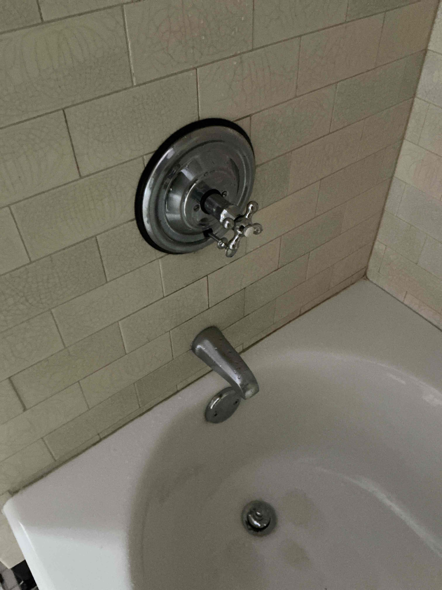 Tested diverter in tub shower and working well. Is a little stick and it is original, we only replaced cartridges last visit. Also tested water meter. Meter is staying still and not registering any water. Monitored for 15 min for any leaks and none detected from line leading to home and also inside home. No leaks detected at this time. 