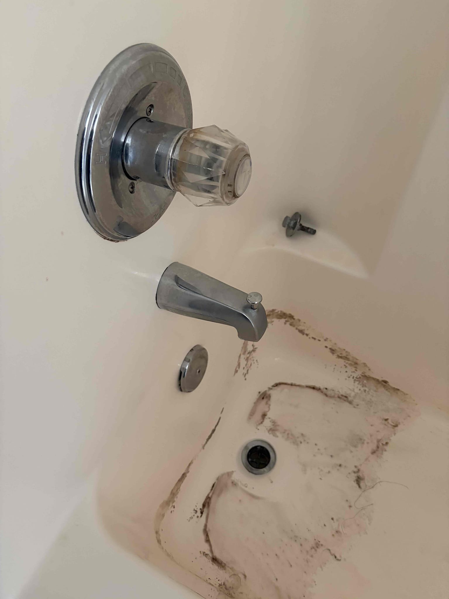 Upon arrival, customer states they’re experiencing a leaking water heater. Water heater is 20 years old. Informed customer only option is replacement. Provided customer with estimates, customer approved estimate to replace 50 gallon electric water heater. installed new rheem 50 gallon water heater in garage. Also install installed in new pan with expansion tank. Insulated waterlines. Water heater is lit and working properly at departure. No leaks at departure. Customer signed up with Win With Chen!