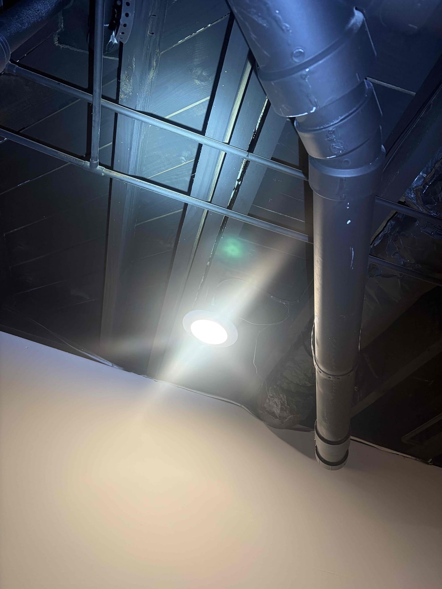  Upon arrival, customer states they are experiencing a leak coming from bathtub. After inspection, found leak coming from splash over when bathing. Inform customer, I can run a bead of silicone to seal up crack. Customer states he will do it himself.