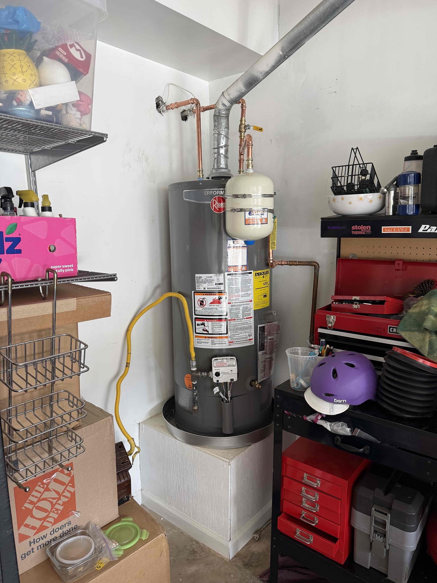 Returned to install new water heater with new expansion tank, shutoff valve, and pan. Installed new Rheem 40 gal gas short water heater. Turned water and gas on to check for leaks and found no leaks. Water heater is fired up and working properly upon departure 