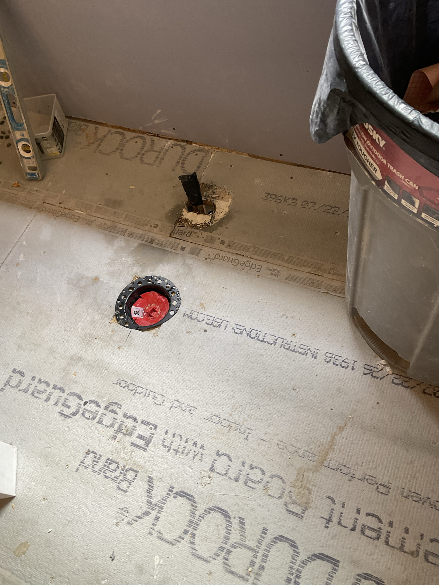 Rough in free standing tub drain, add two shut off valve for freestanding tub faucet 