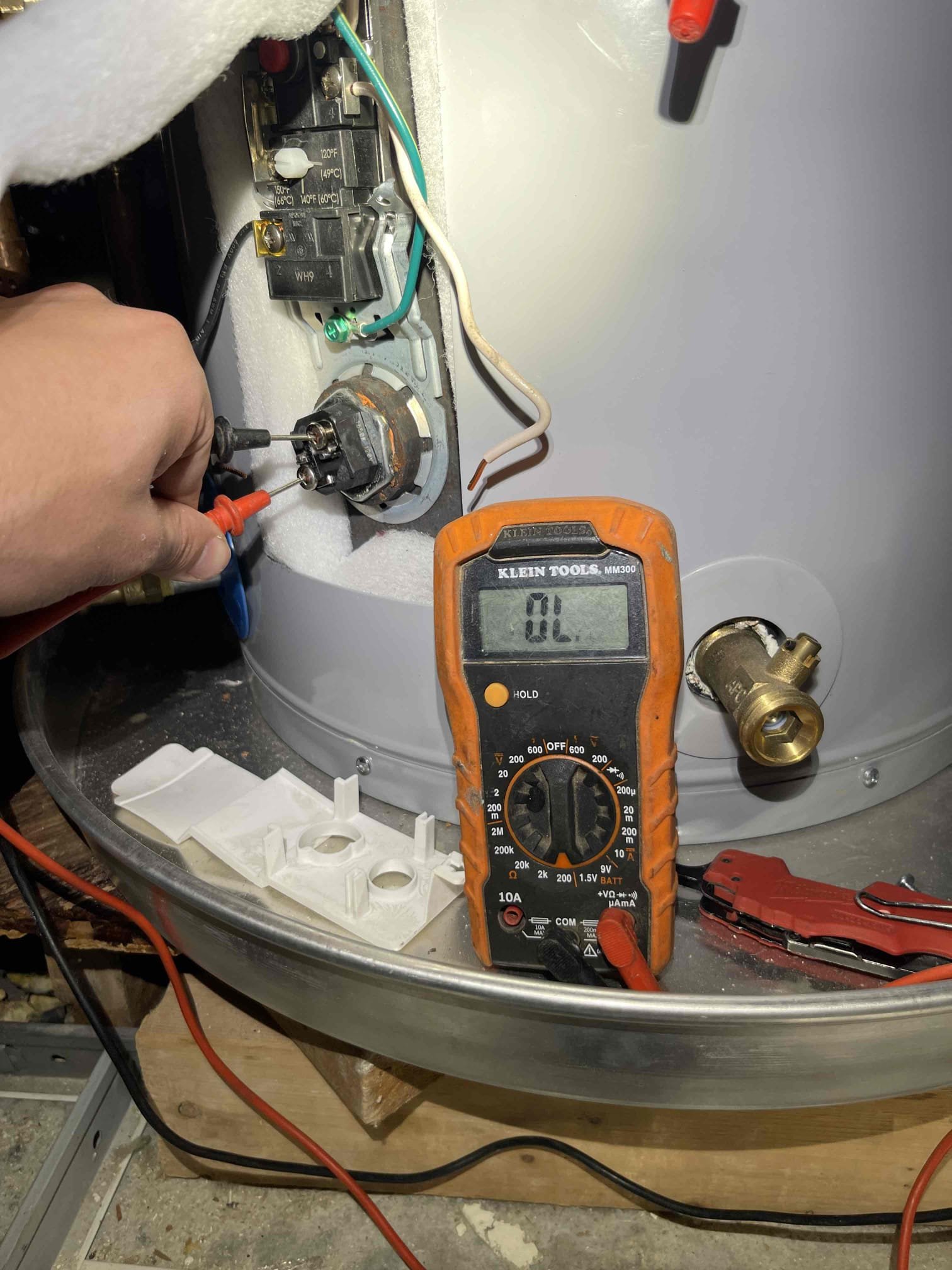 Came out for an electric water heater in the ceiling not working. We tested the power supply and element. Found that someone had installed a 120v tank on a 240v line, which caused the element to burn out. We received approval to order replacement parts. Parts are 7-10 business days out to get them from the manufacturer. We will return once parts arrive. 