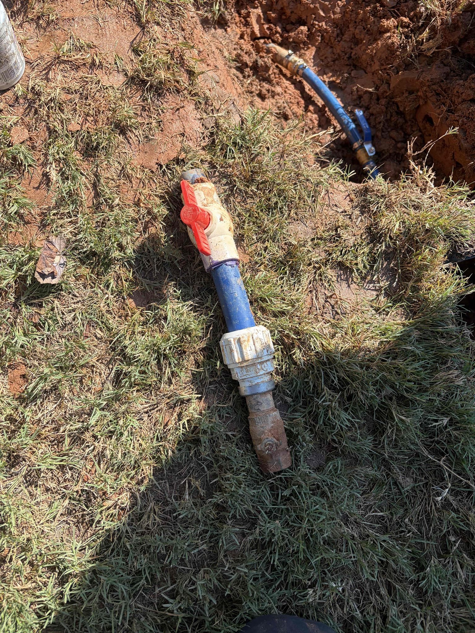 Upon arrival, customer states they’re experiencing a water service leak. Customer has previously had other “plumbers” out to attempt to repair water service. After inspection, noticed water services 1 inch pex line. Provided customer estimate to repair water service. Customer approved estimate. Installed new pex ball valve shut off in meter box. Tied back onto existing water service. No leaks at departure.