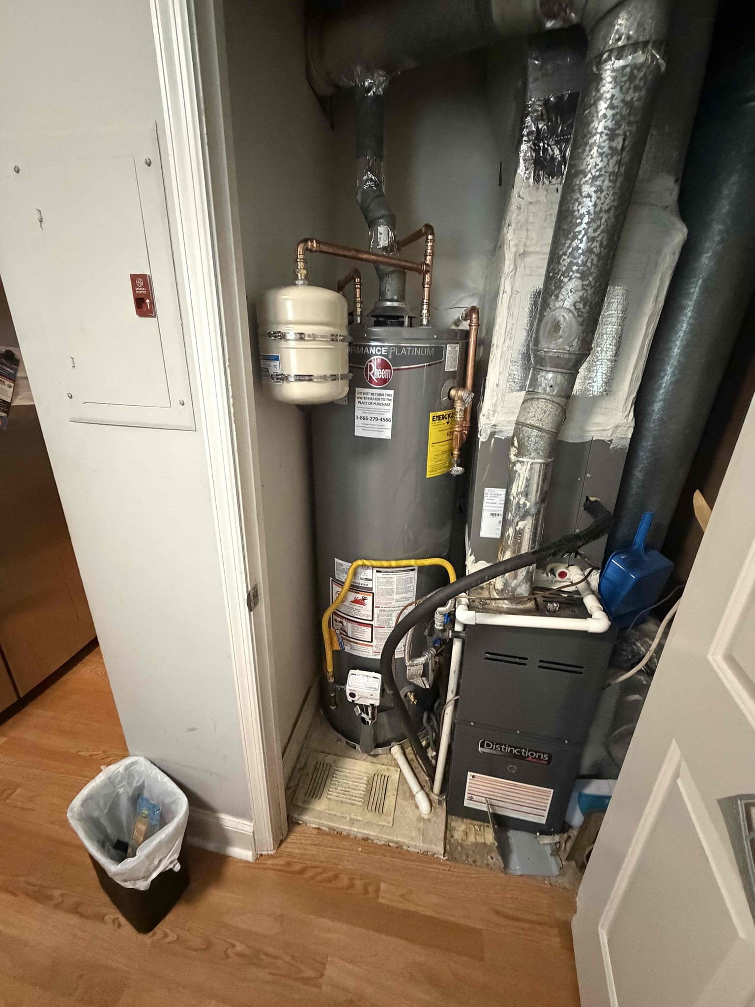 Upon arrival, customers experiencing no hot water. After inspection, noticed pilot light would not stay lit. Current water heater is 10 years old. Recommended replacement of water heater. provided customer with estimates. Customer approved estimate for a replacement for a 40 gallon gas water heater tall 12 year warranty. Installed new water heater, installed with new ball valve and expansion tank. Strapped expansion tank. Water heater is lit and working properly at departure. No leaks at departure.