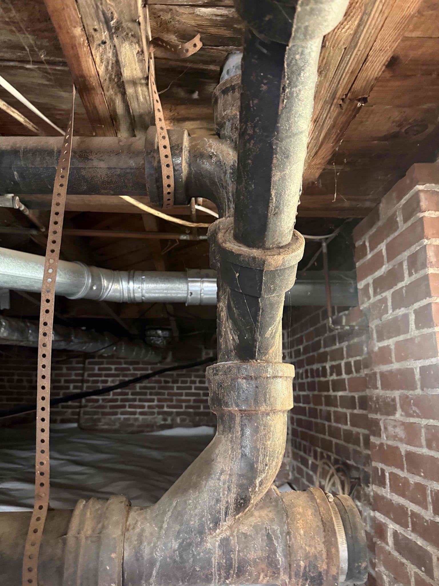 Customers buyer agent met us onsite. The agent is wanting a price to replace the cast iron inside the basement/crawlspace. Informed customer we could replace cast iron up to the foundation wall with pvc. Also noticed pressure was at 100 psi and the gas water heater is piped in with cpvc. Informed customer of all findings and left customer with estimates to fix the issues. 