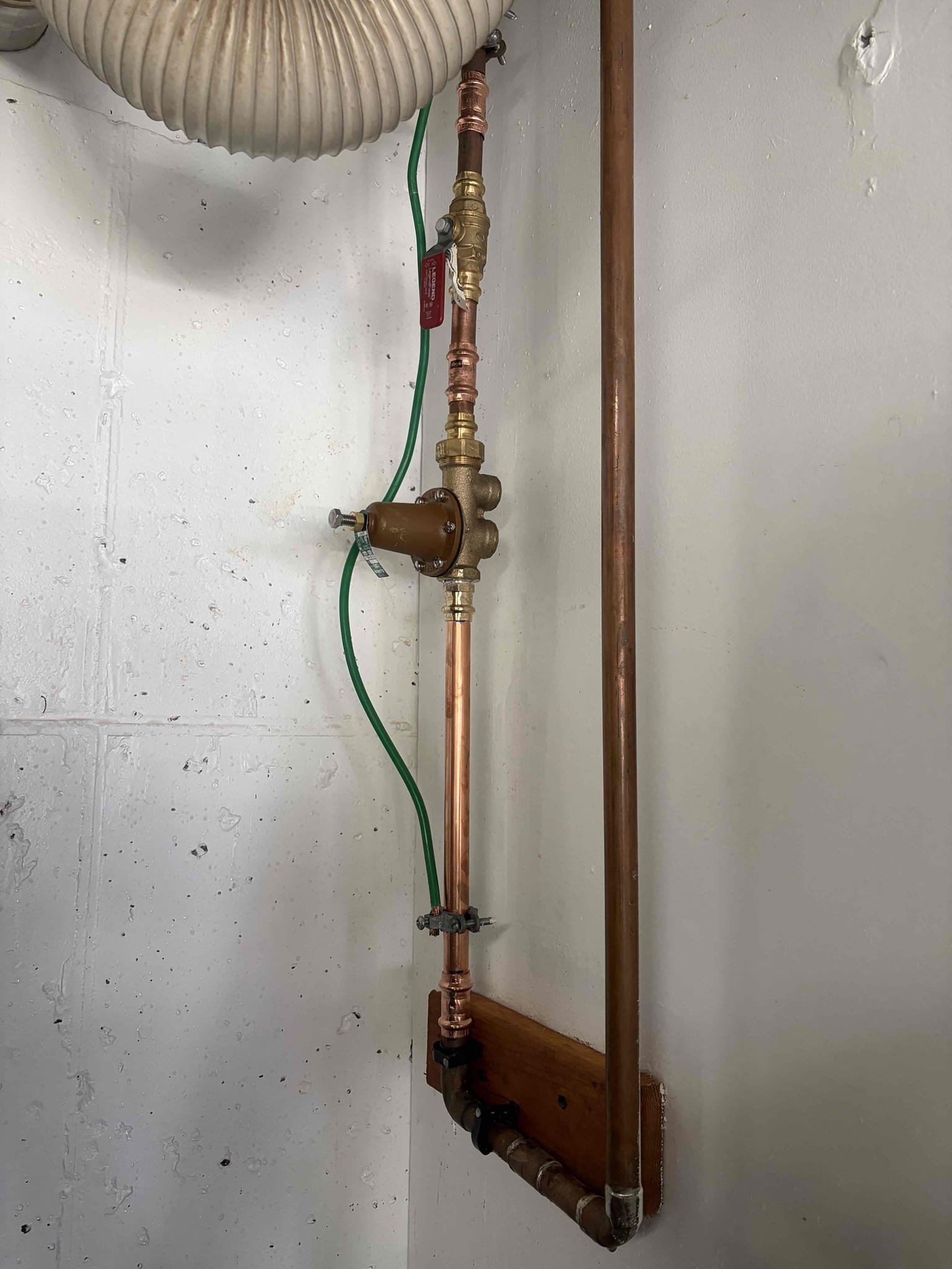 Upon arrival, customer is experiencing high water pressure, tested water pressure before and after Prv. Provided customer estimate to replace failed Prv. Customer approved estimate. Installed watts 25AUB Prv. Also repair two hose bibs. No leaks at departure. Water is set to 55 psi.